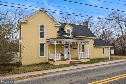 108 W MAIN STREET REMINGTON VA 22734