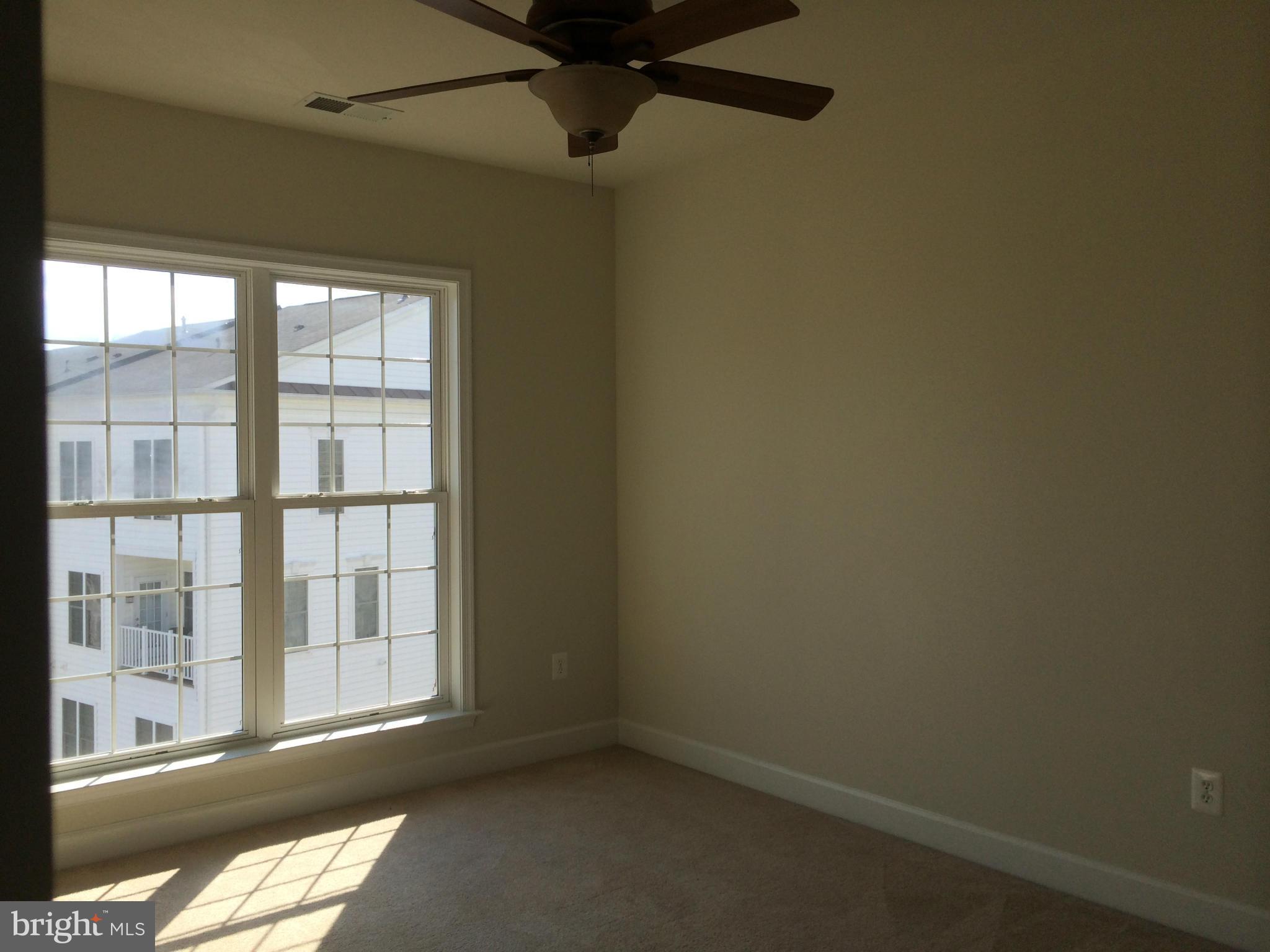 POTOMAC CLUB - Residential Lease