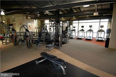 POTOMAC CLUB - Residential Lease