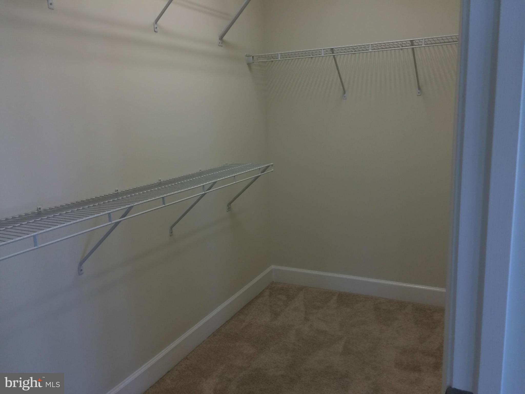 POTOMAC CLUB - Residential Lease