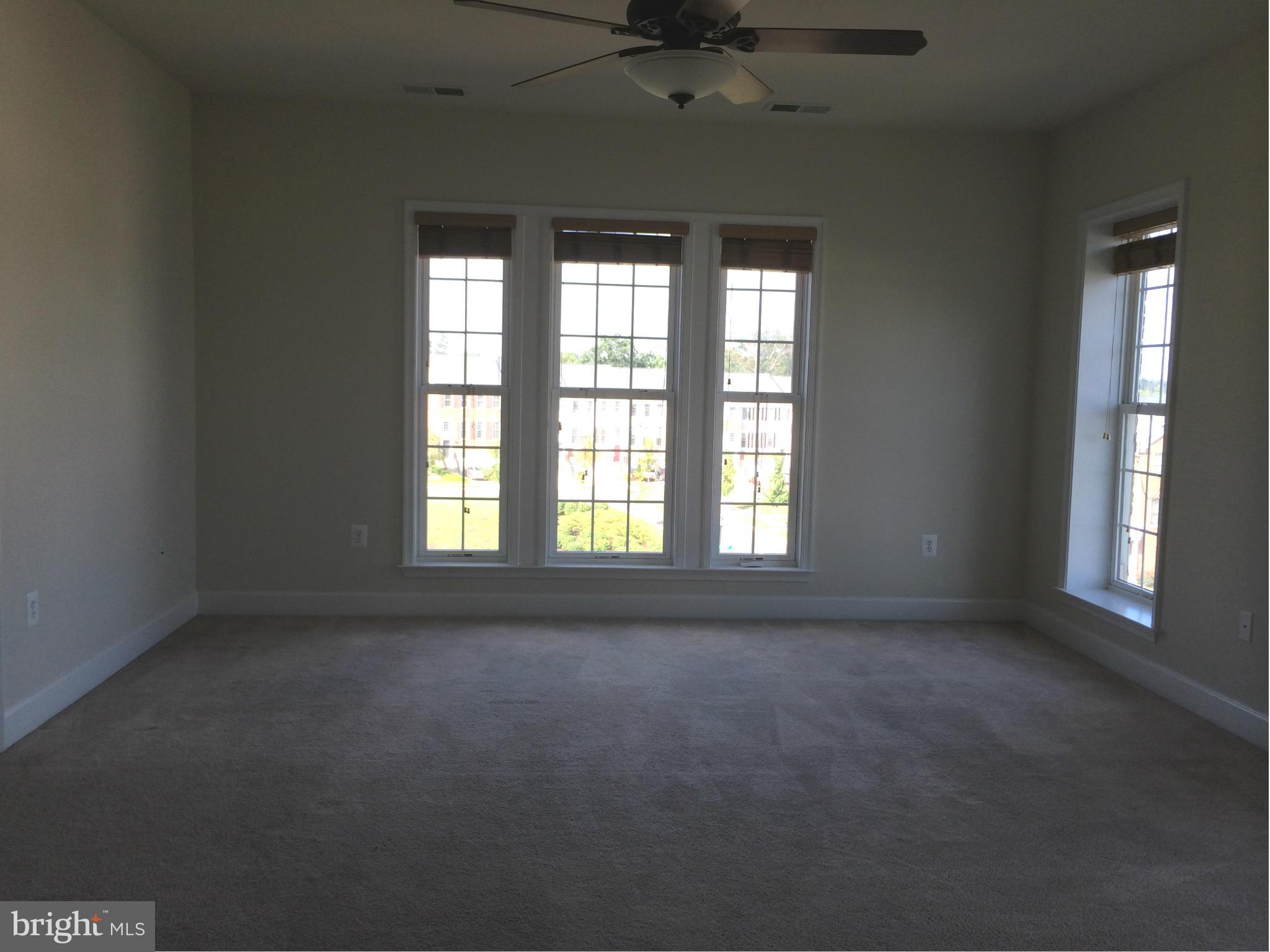 POTOMAC CLUB - Residential Lease