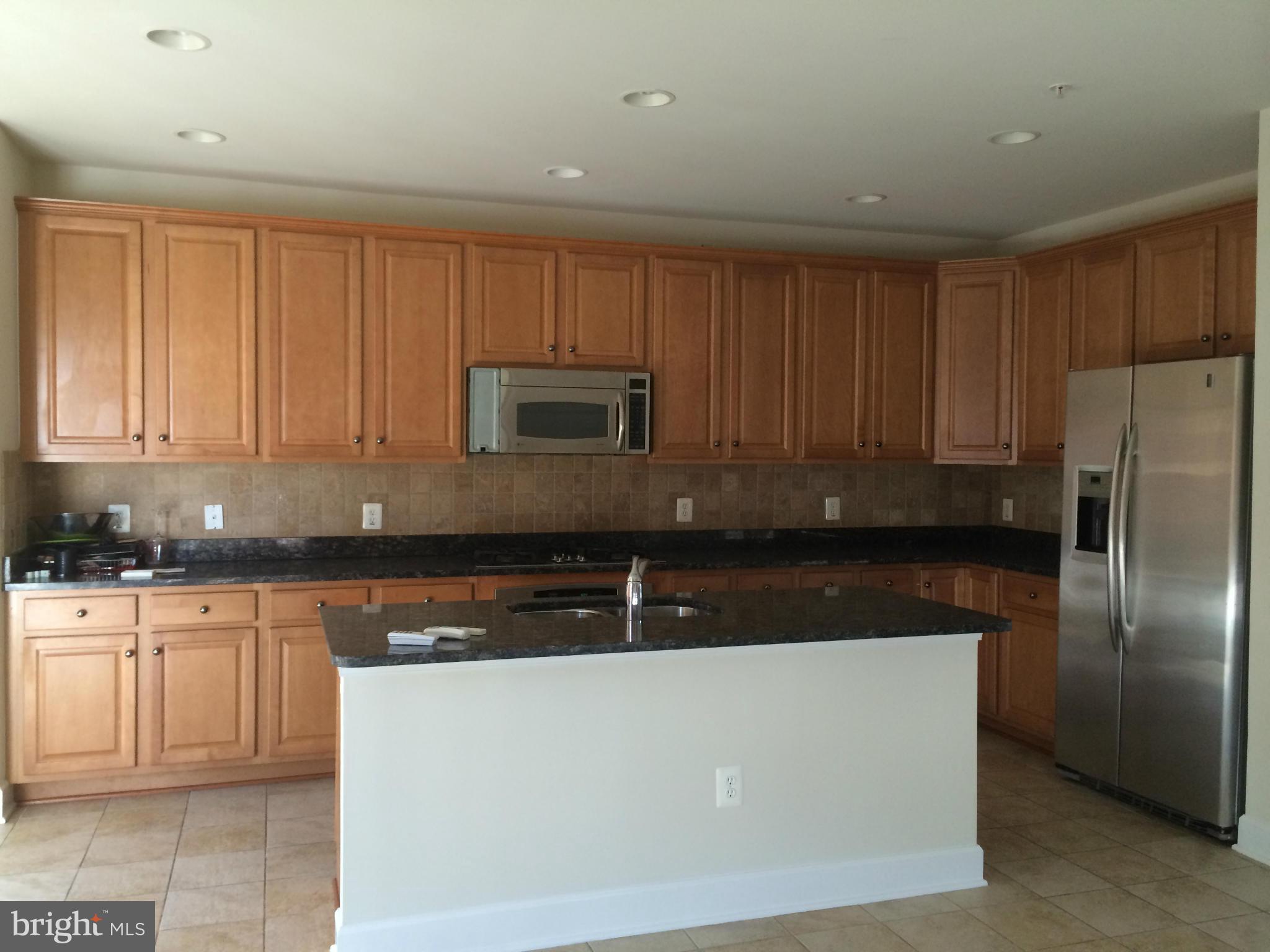 POTOMAC CLUB - Residential Lease