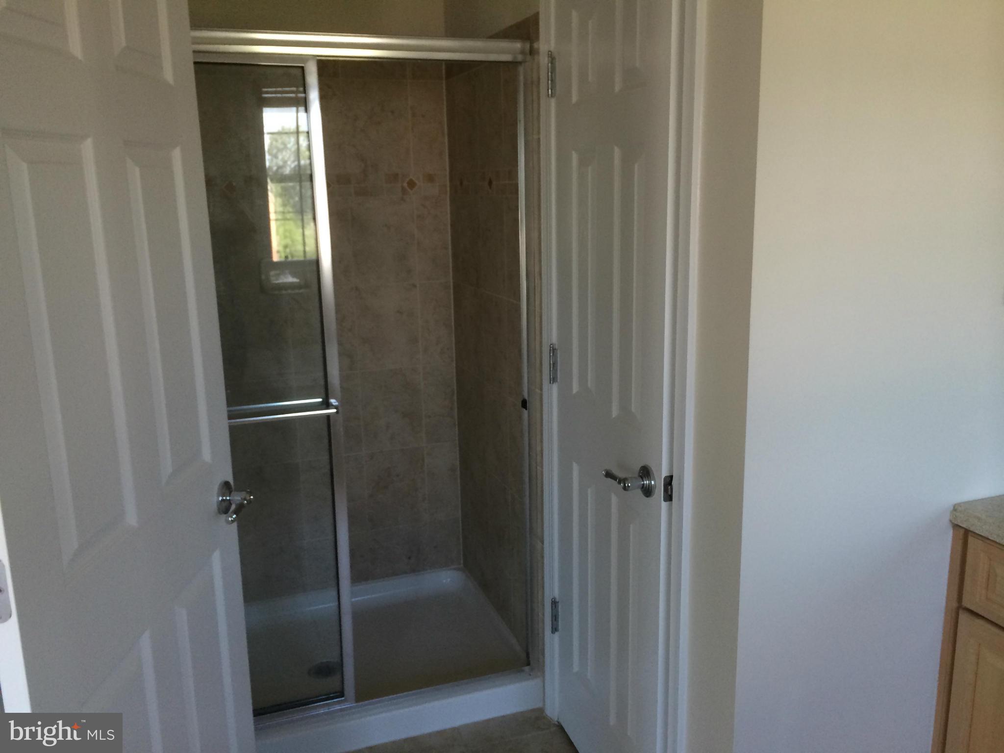 POTOMAC CLUB - Residential Lease