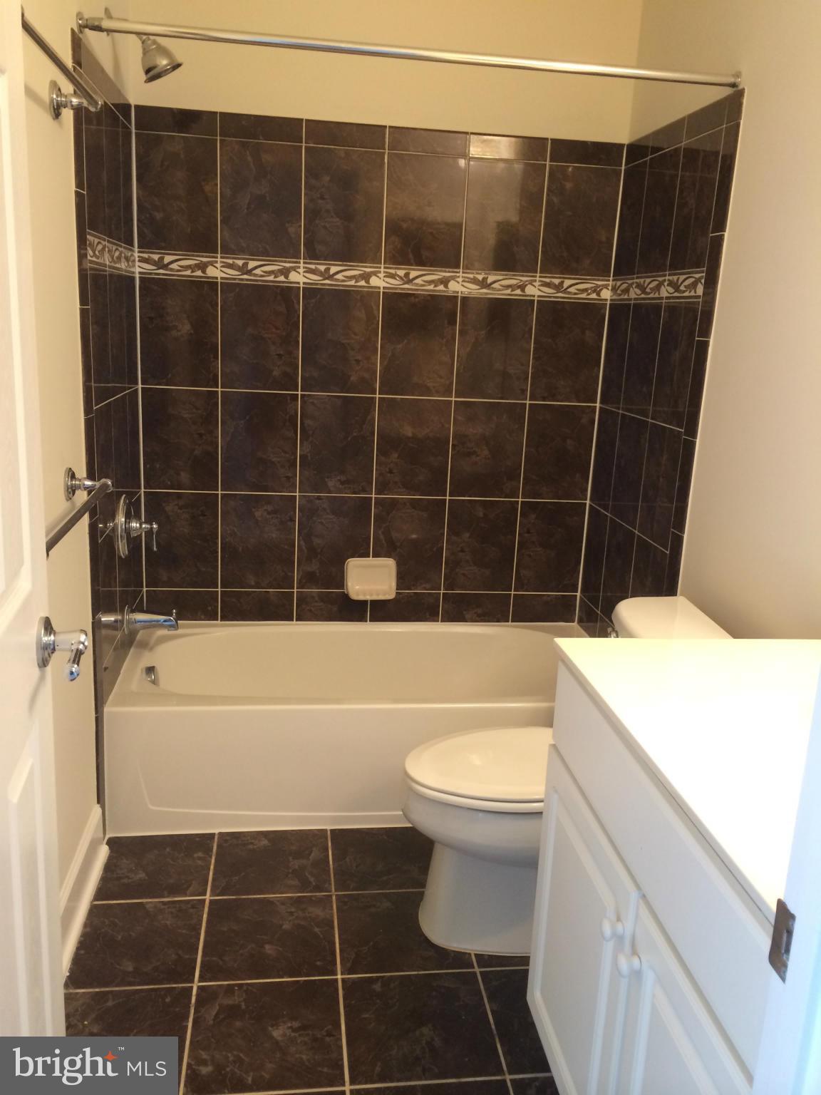 POTOMAC CLUB - Residential Lease