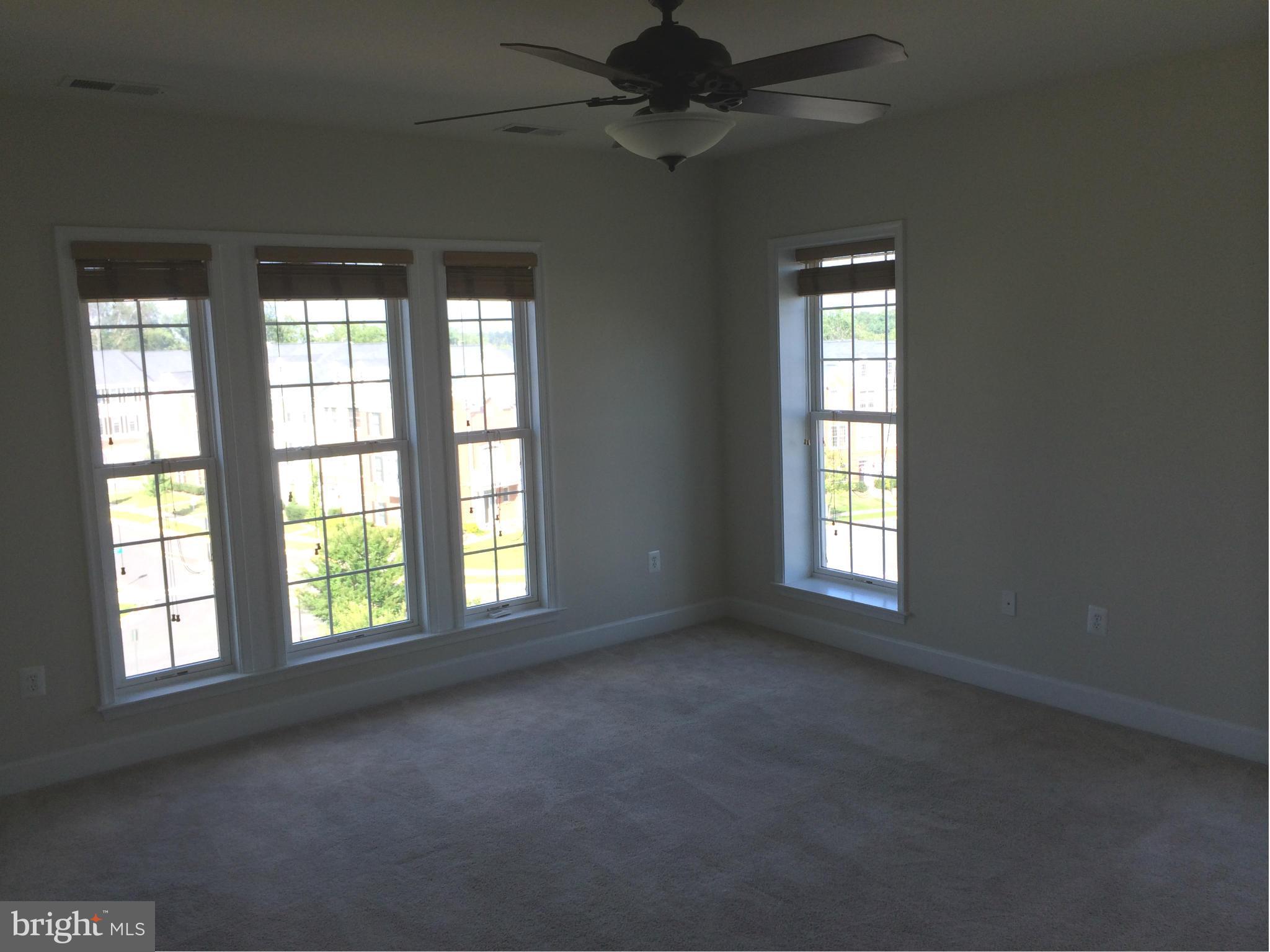 POTOMAC CLUB - Residential Lease