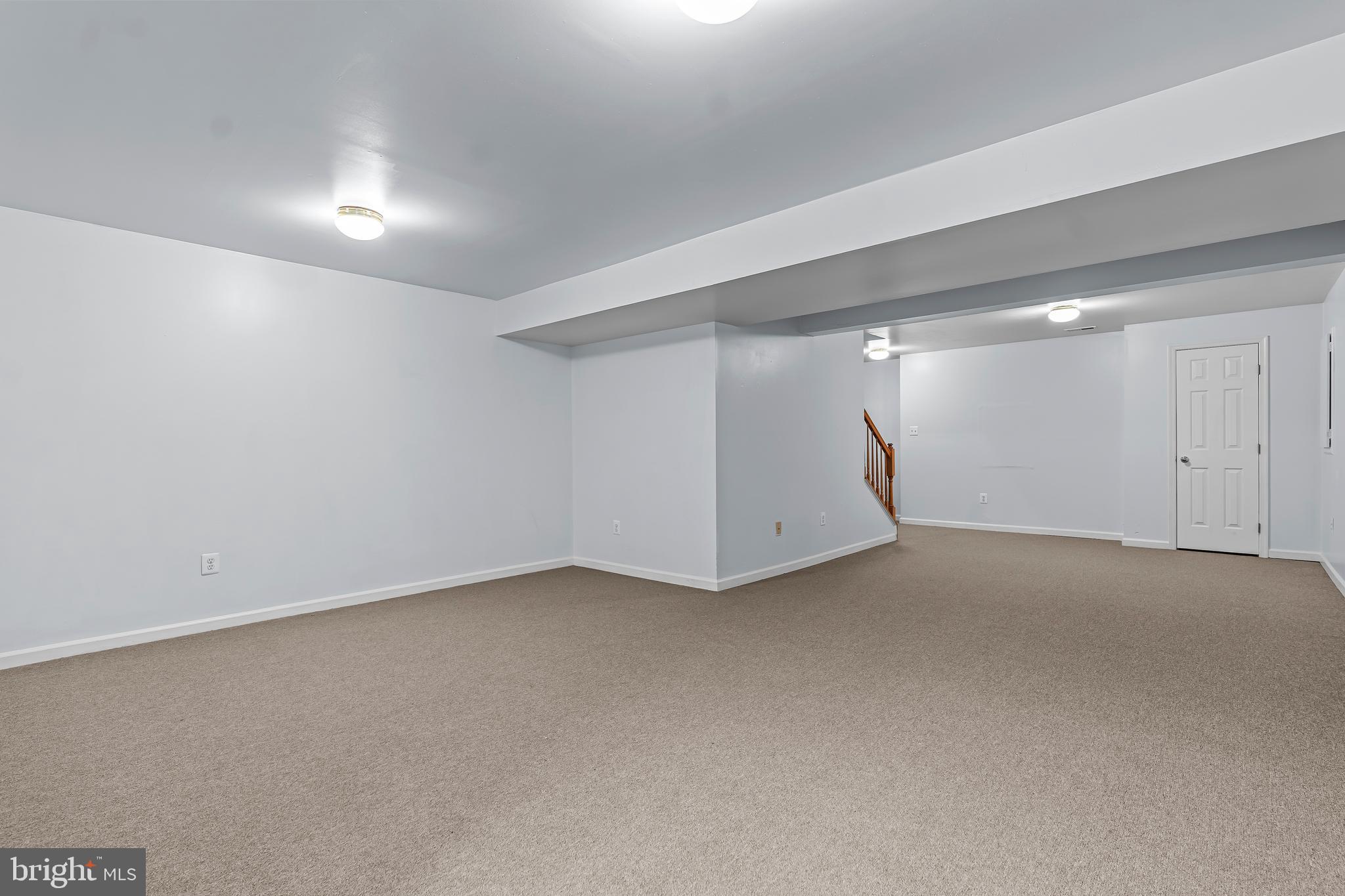 CAMBRIDGE FARMS - Residential