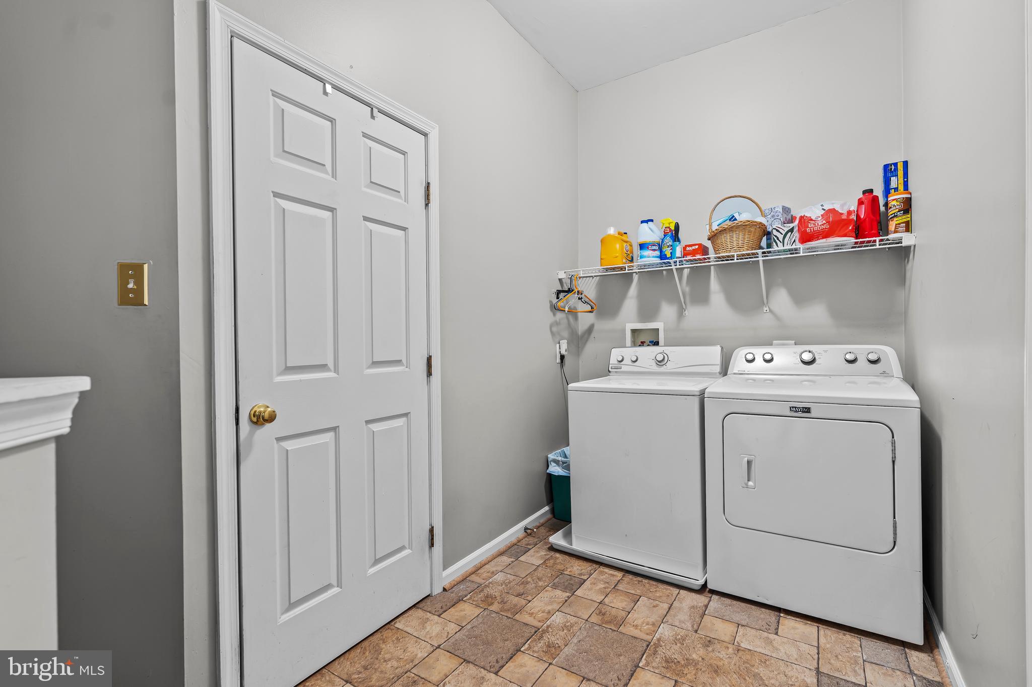 CAMBRIDGE FARMS - Residential