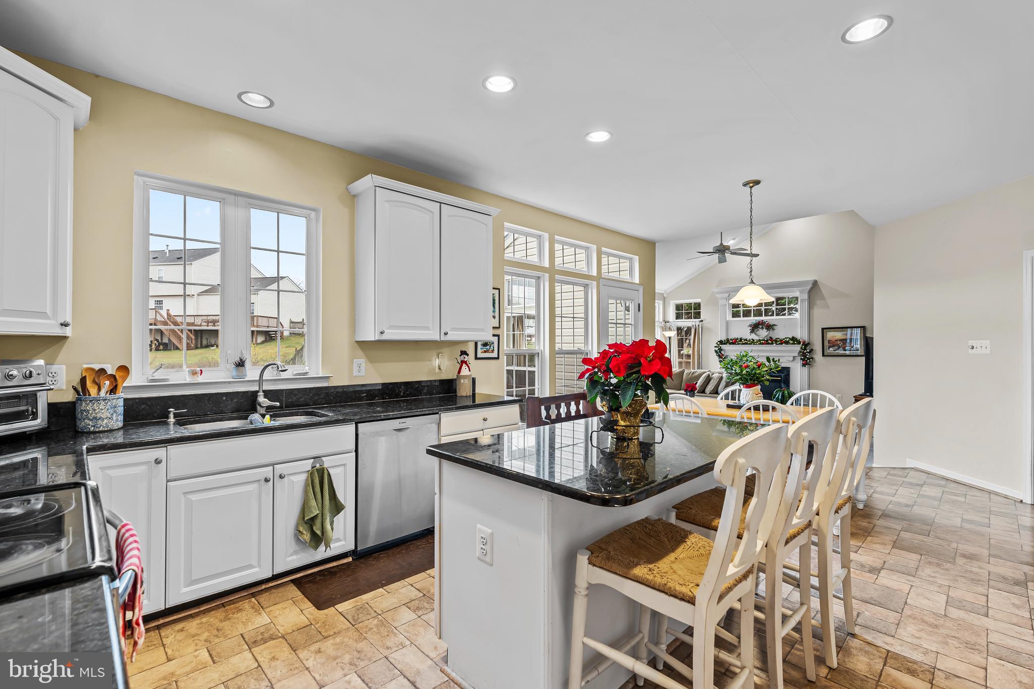 CAMBRIDGE FARMS - Residential