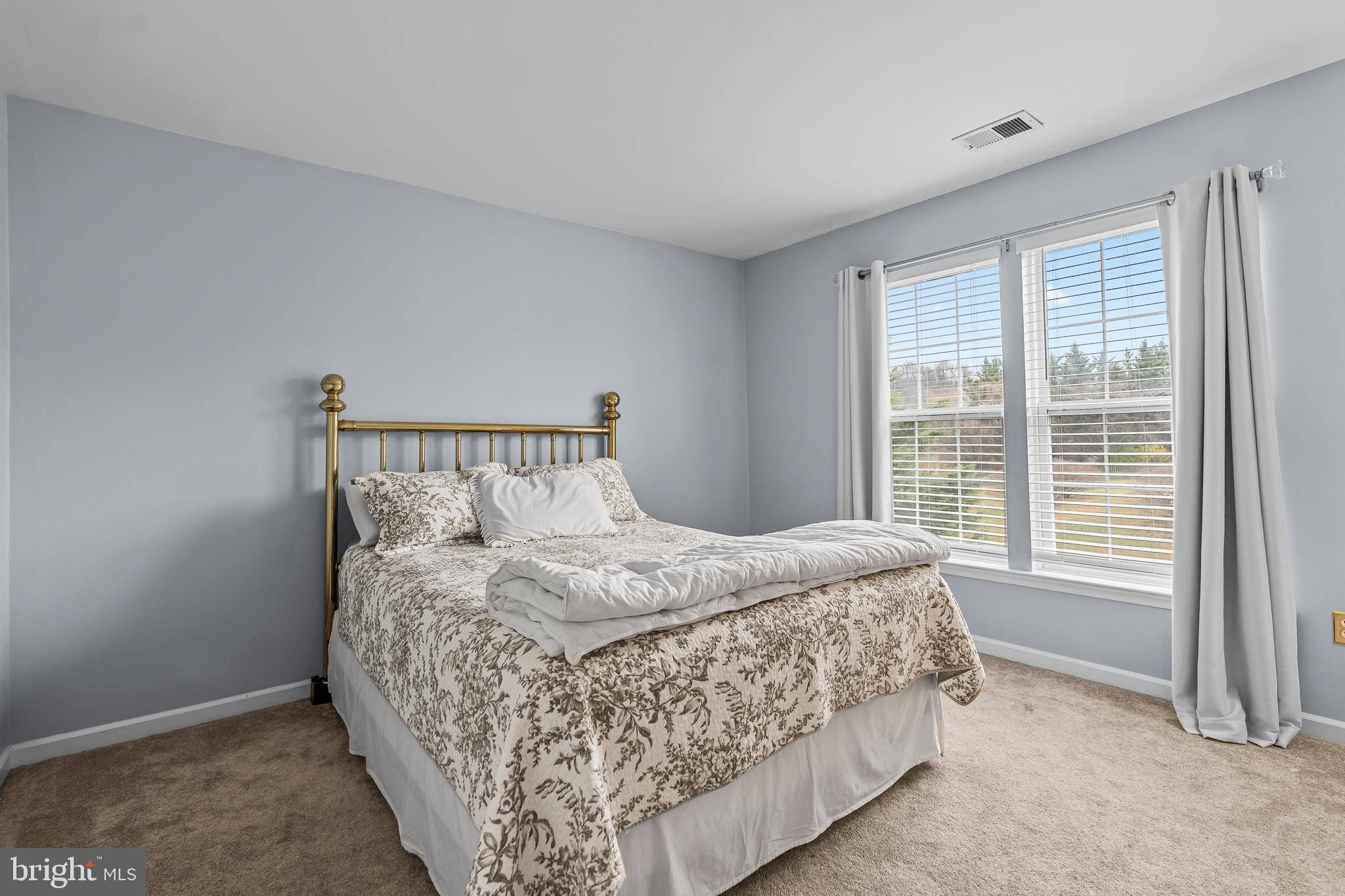 CAMBRIDGE FARMS - Residential