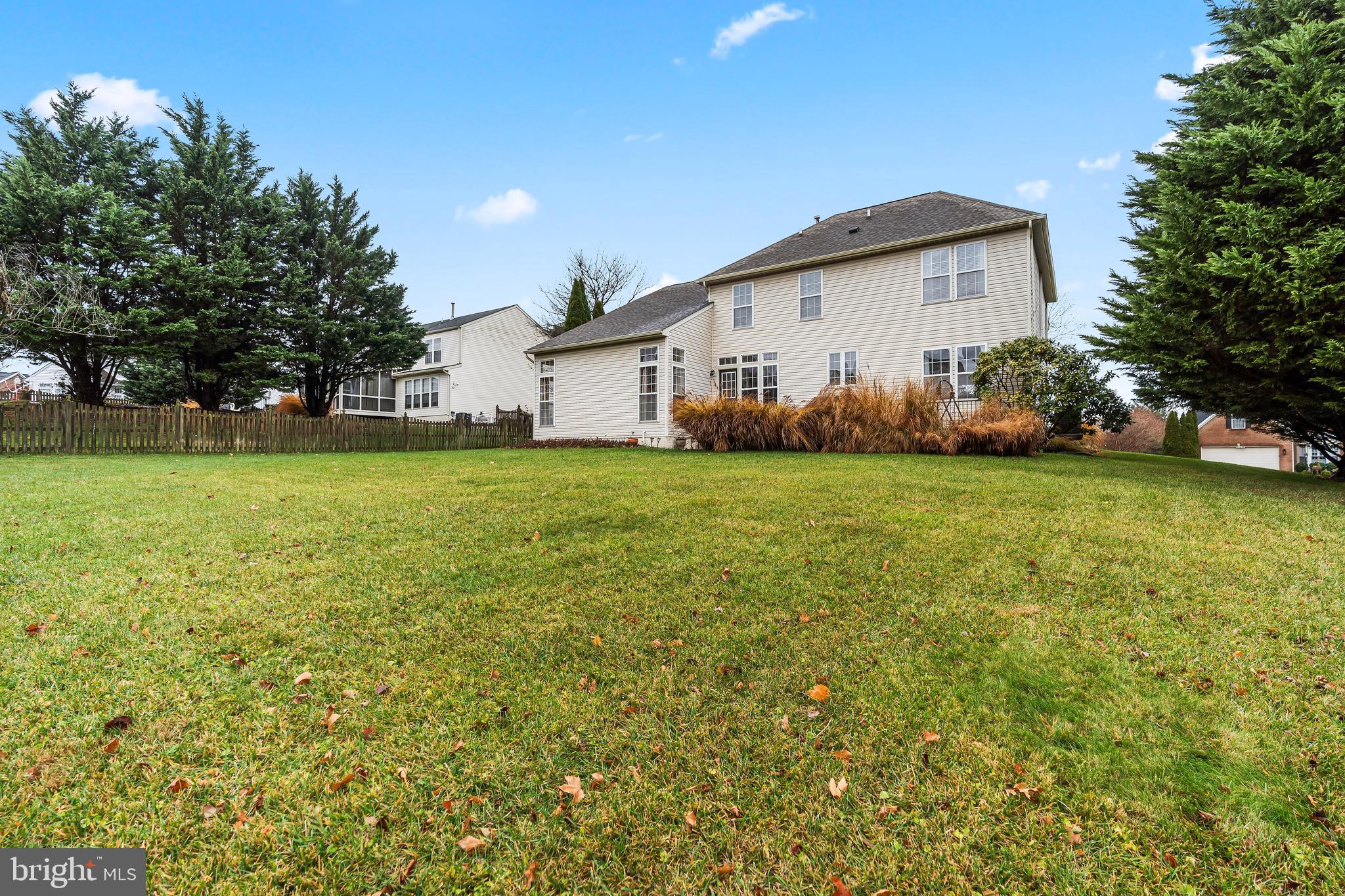 CAMBRIDGE FARMS - Residential