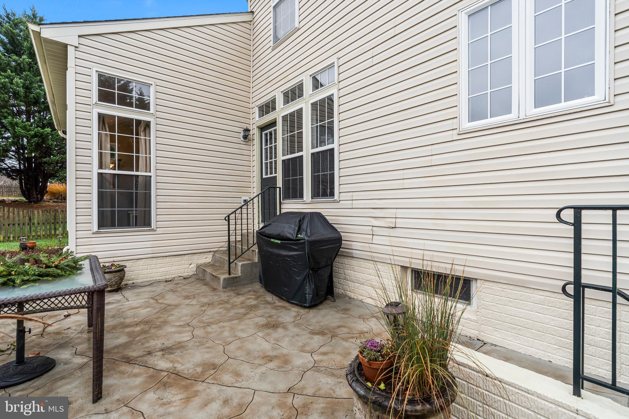 CAMBRIDGE FARMS - Residential