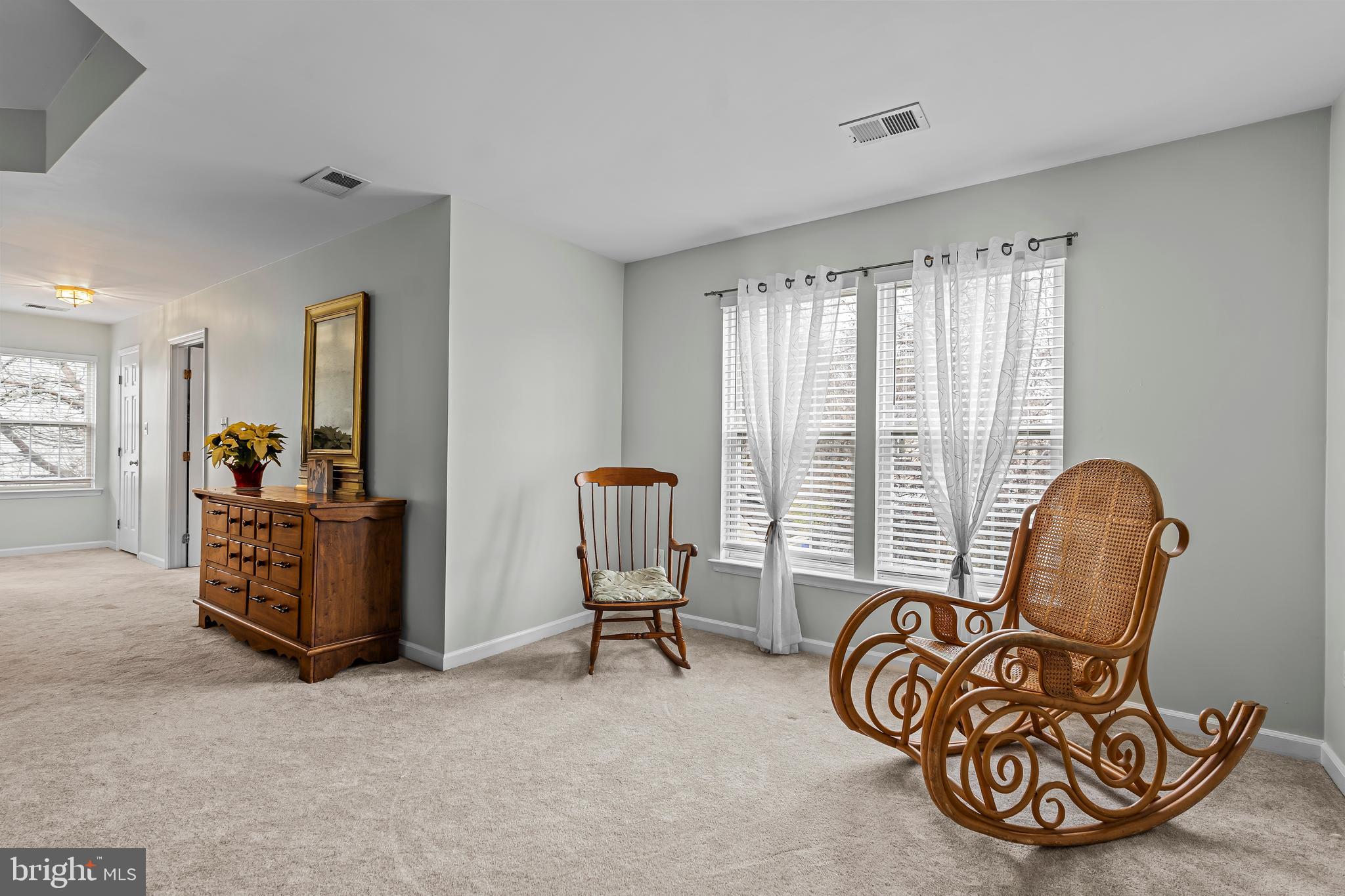 CAMBRIDGE FARMS - Residential