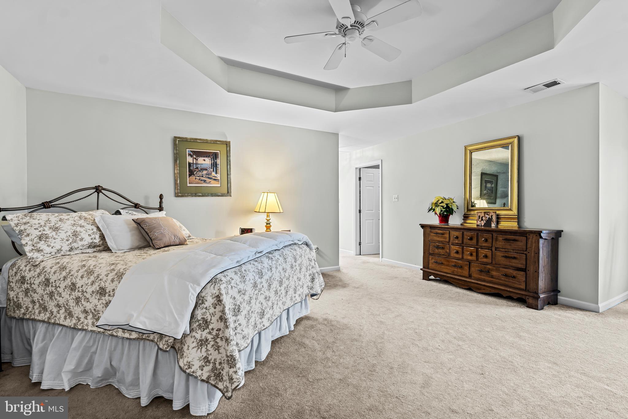 CAMBRIDGE FARMS - Residential