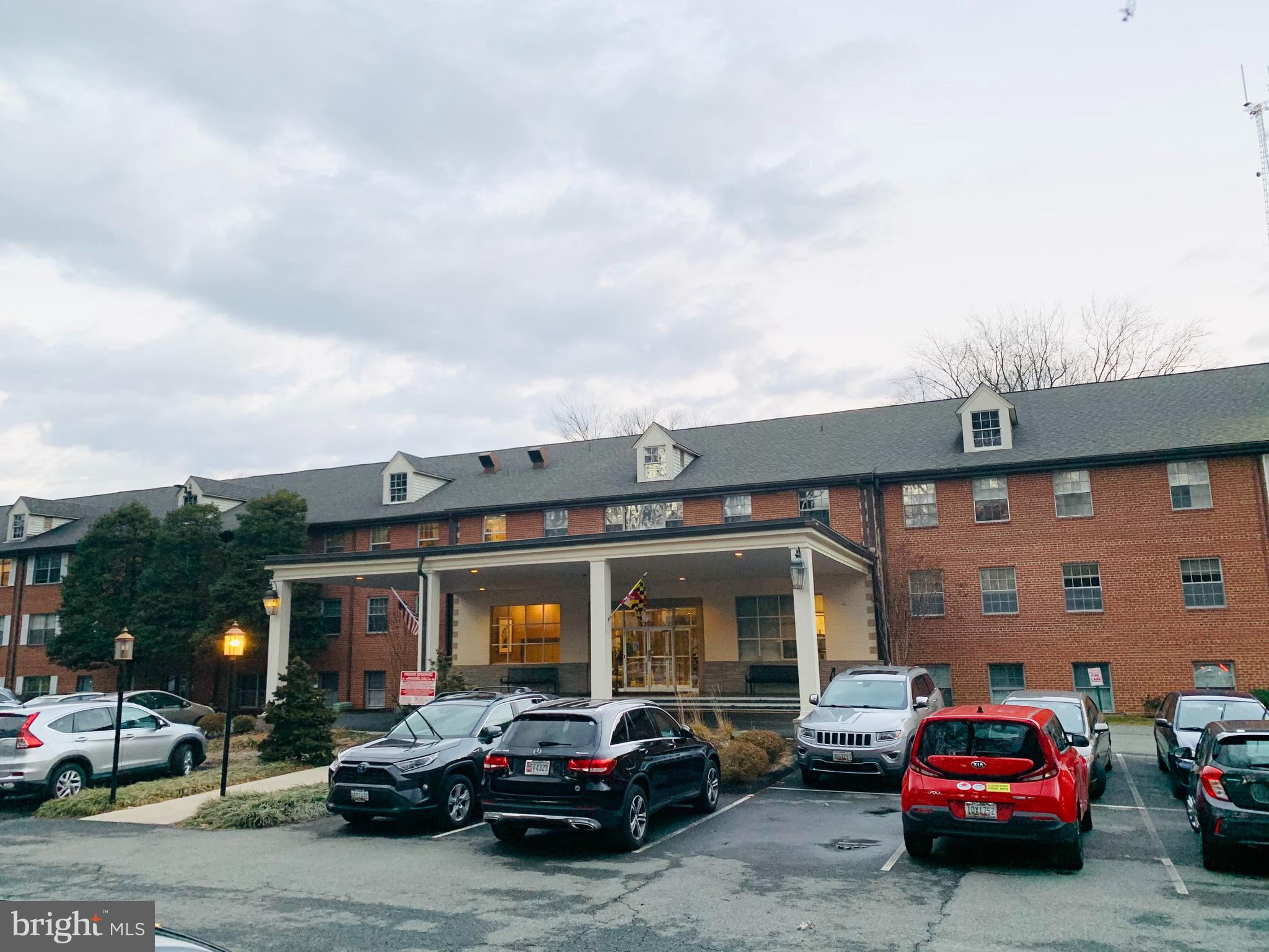 GORGEOUS and very spacious 1 bedroom on top level. Interior has just been painted, brand new laminate wood throughout, update light fixtures, refinished bathroom tile and tub, updated vanity, UPDATED kitchen. ALL UTILITIES included, Very well maintained building in prime location 1 block from grocery store, restaurants and seconds to DC line, and easy McArthur Blvd/495 access TONS of PARKING !!! $250 move in Deposit and $100 move in Fee ** We have an in-house Maint Dept for QUICK repair response/ 24 hrs emergency. * AGENTS read the Agent Private remarks please !!! APPLY on our website under Avail Rental/Apply Now.. ALL ADULTS must fill out an APP, you will be asked to upload a paystub and copy of drivers license in the app, so best to have those ready on desktop before applying.
