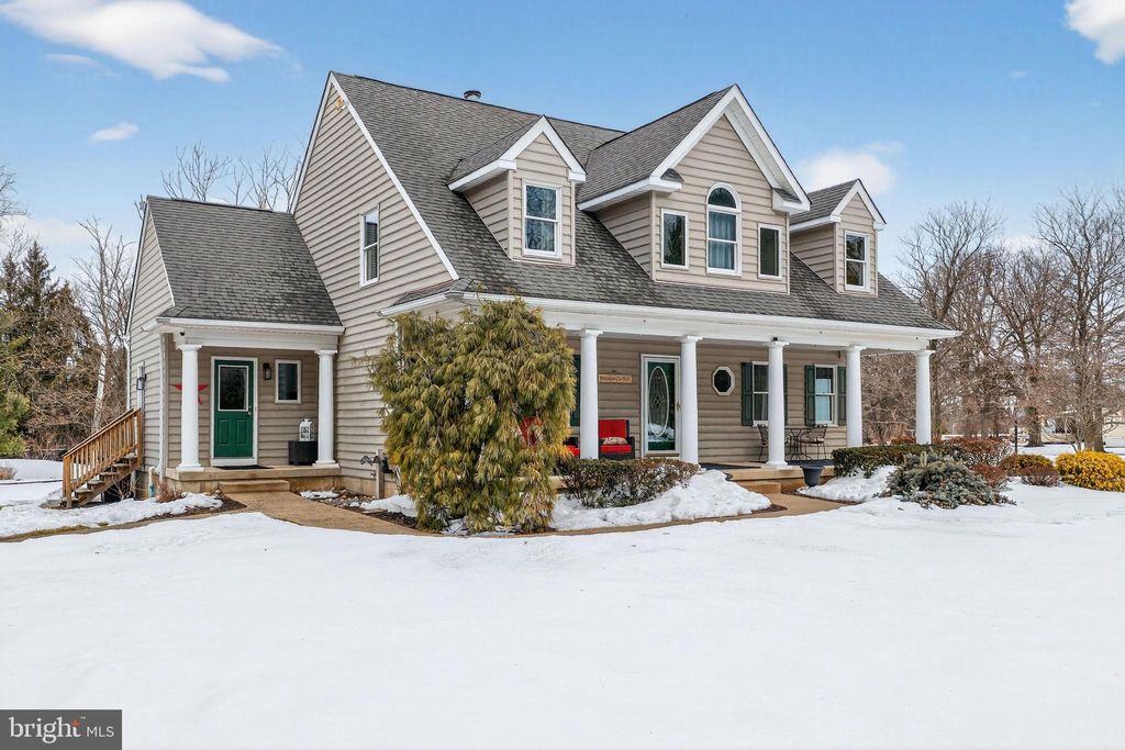 Photo of 712 Broad Street, PERKASIE, PA 18944 (MLS # PABU2114166)