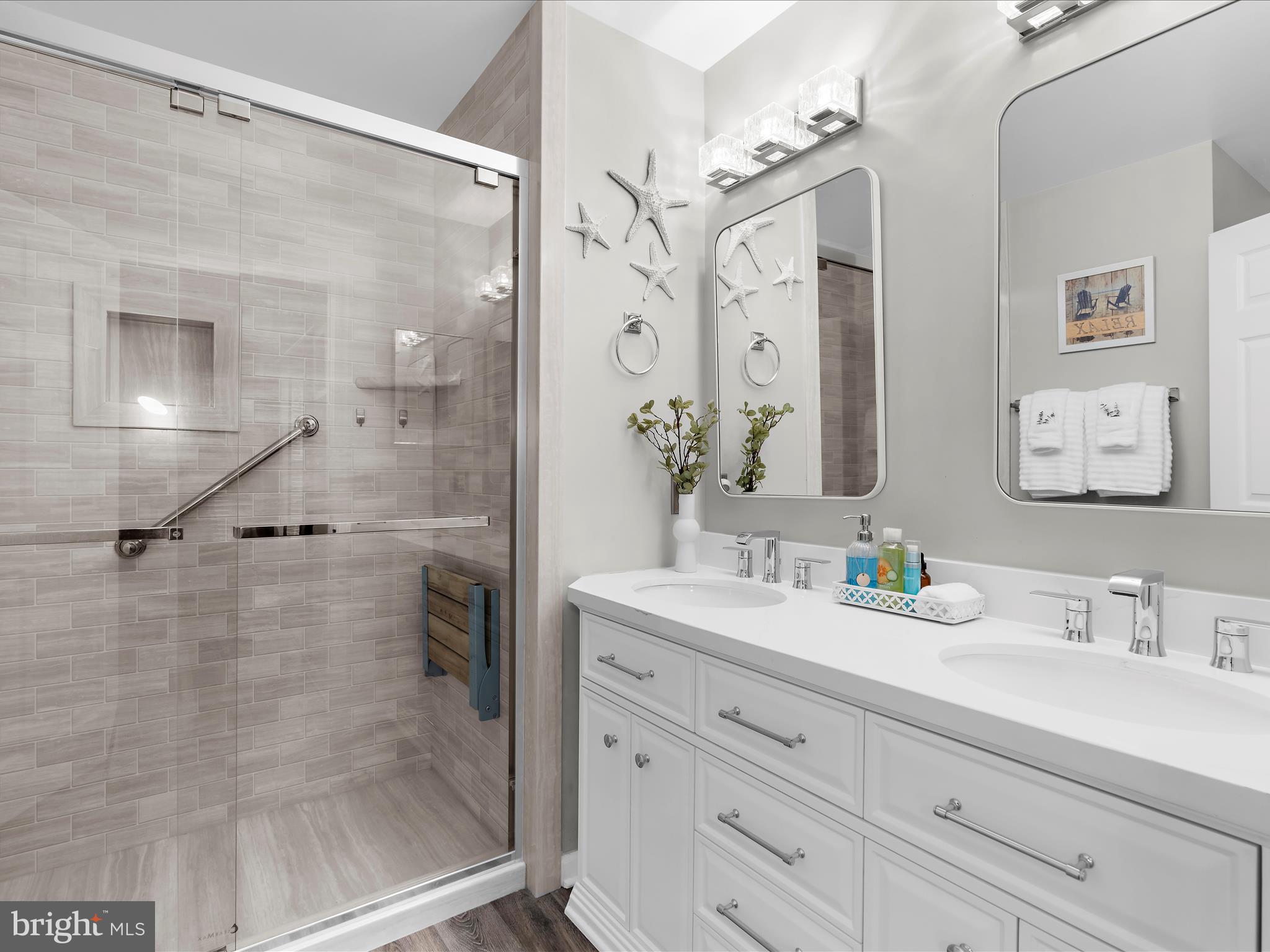 PINEY ORCHARD - Residential