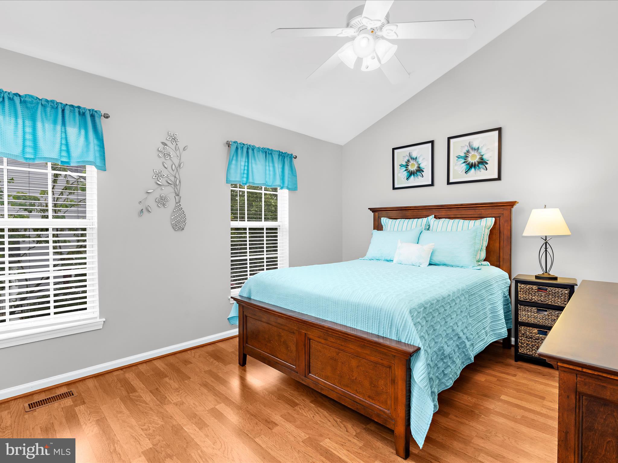 PINEY ORCHARD - Residential