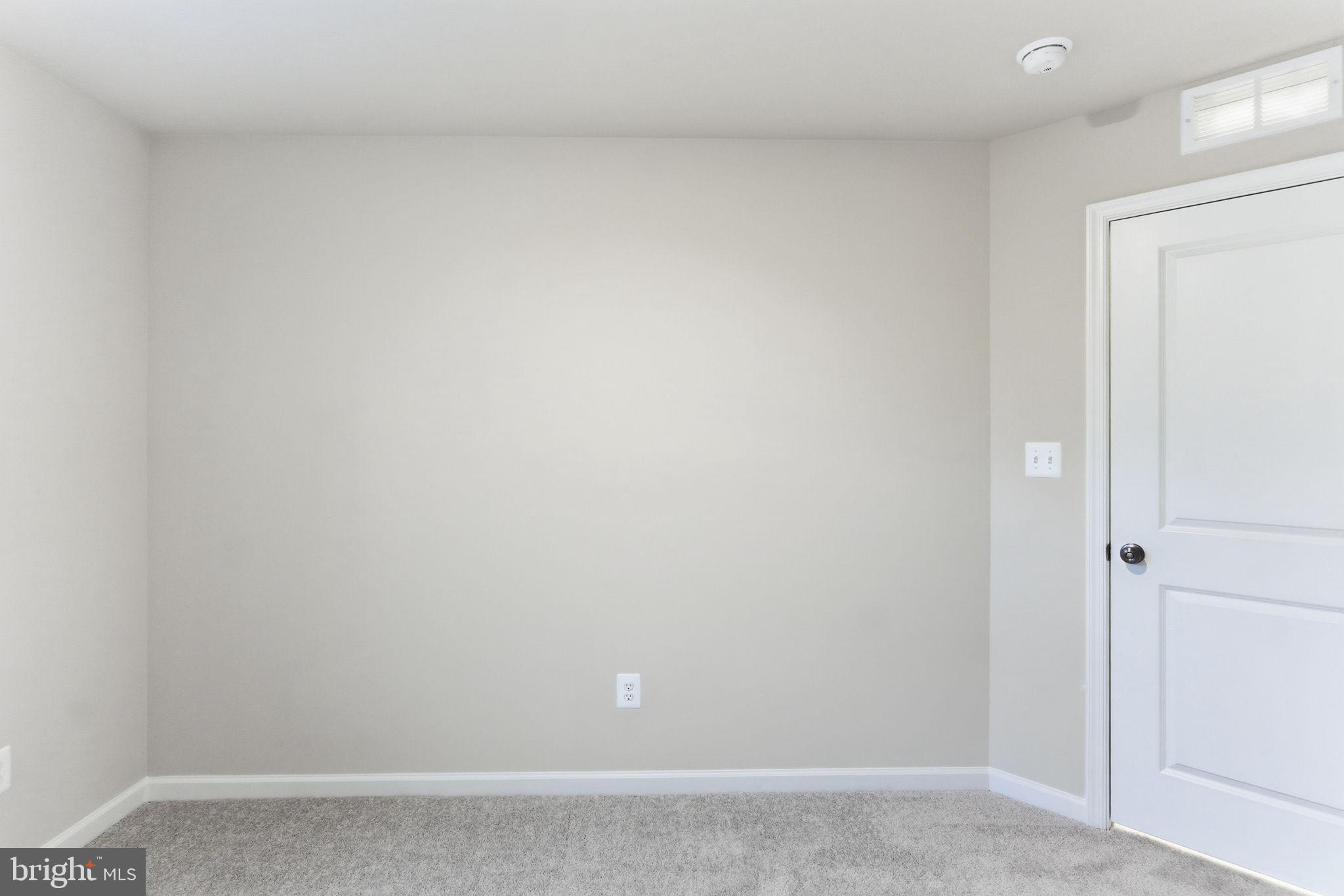 RED CLOVER MEADOWS - Residential Lease