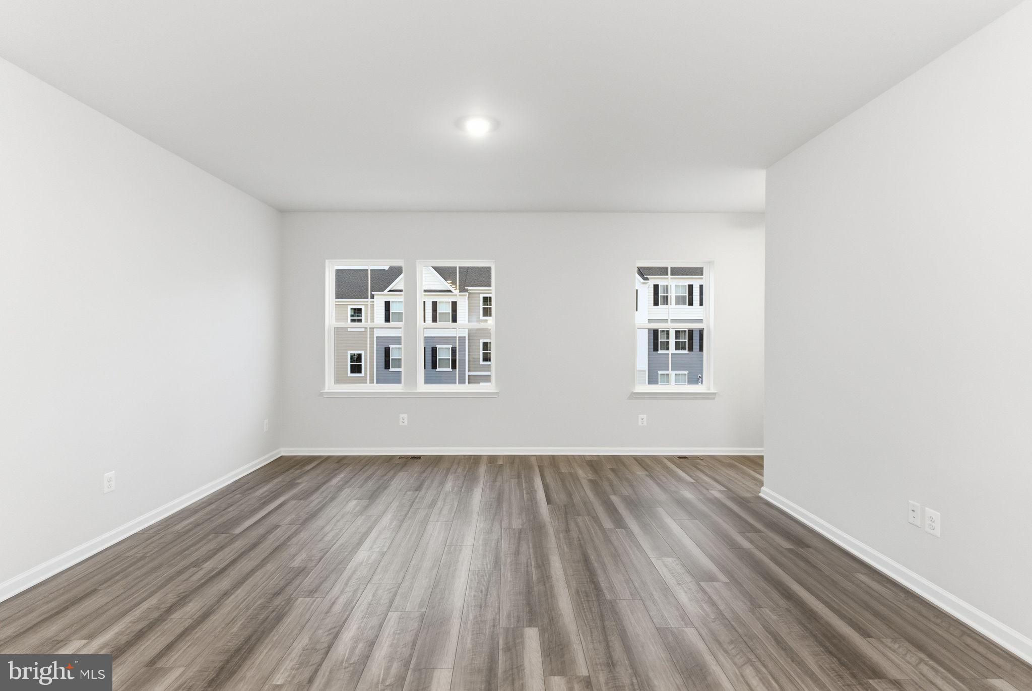 RED CLOVER MEADOWS - Residential Lease