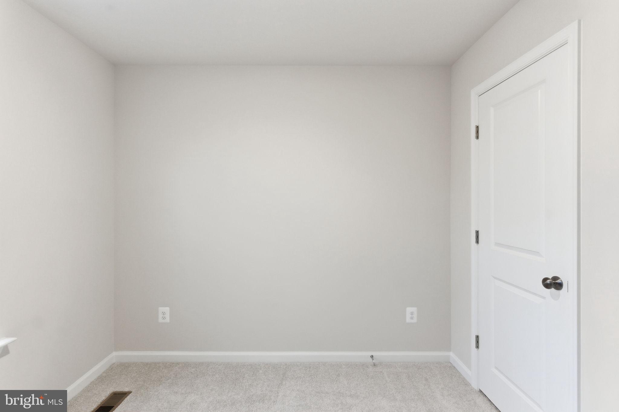 RED CLOVER MEADOWS - Residential Lease