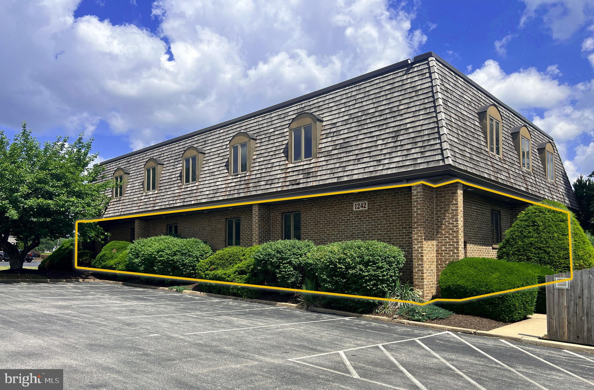 Recently updated Professional Office Suites available for lease right on West Chester Pike in West Chester. A +/- 1,602 Sq.Ft. Space and a 2,160 Sq.Ft. Suite remain available. Easy access to major thoroughfares, excellent signage opportunity, ample parking, and abundant natural light throughout the space. Be sure to check out the virtual tours of the available spaces.