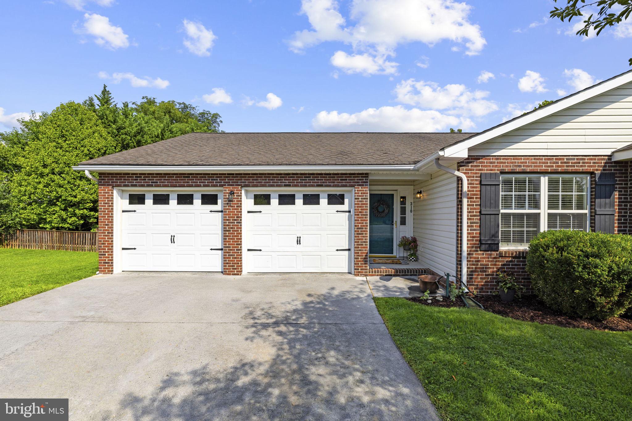 310 GOLDENROD ROAD