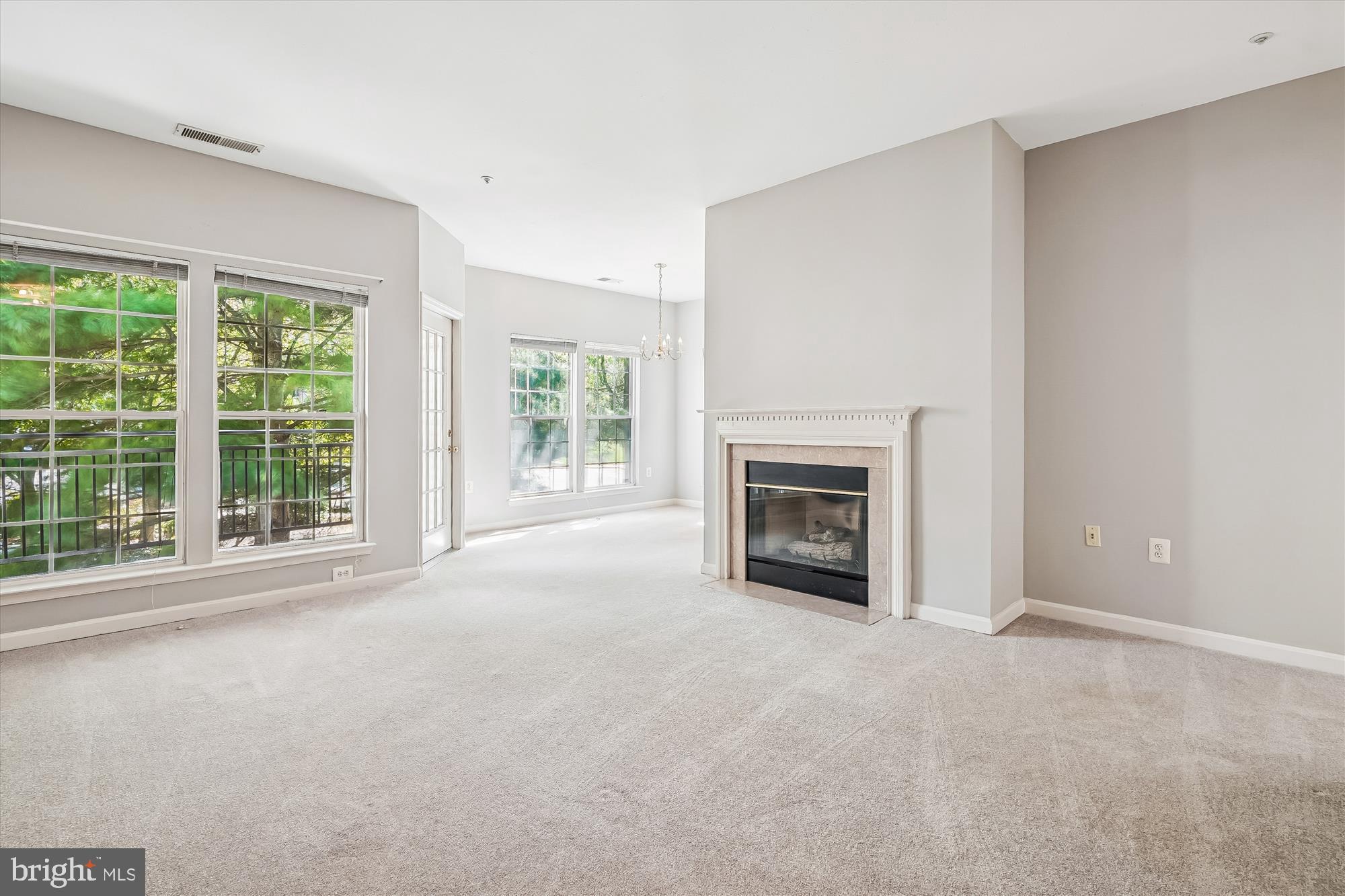 RANDOM HILLS - Residential