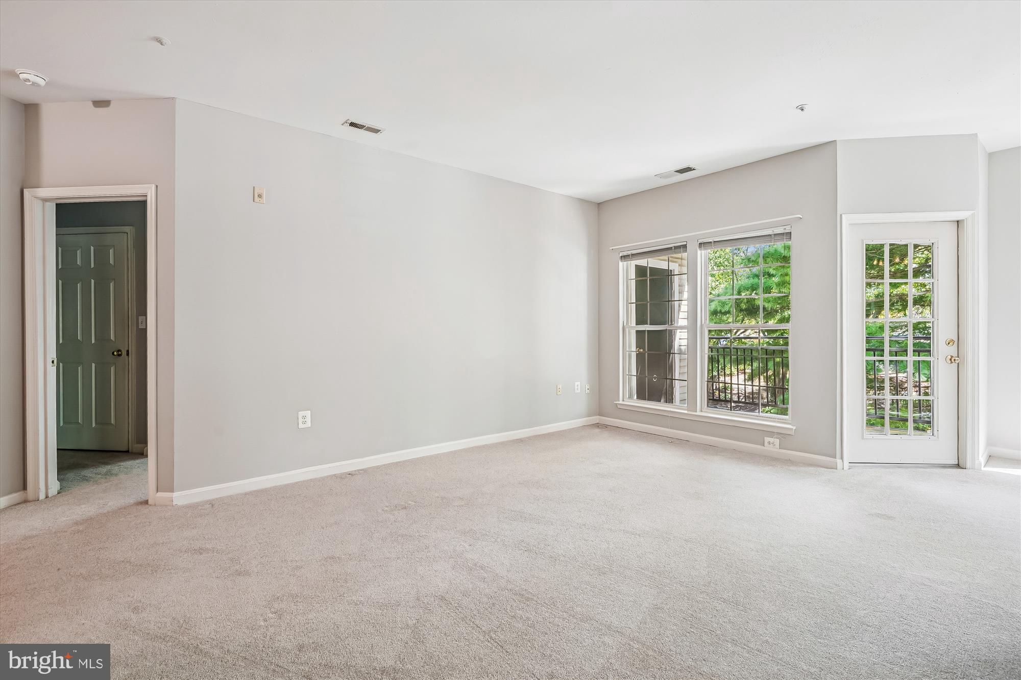 RANDOM HILLS - Residential