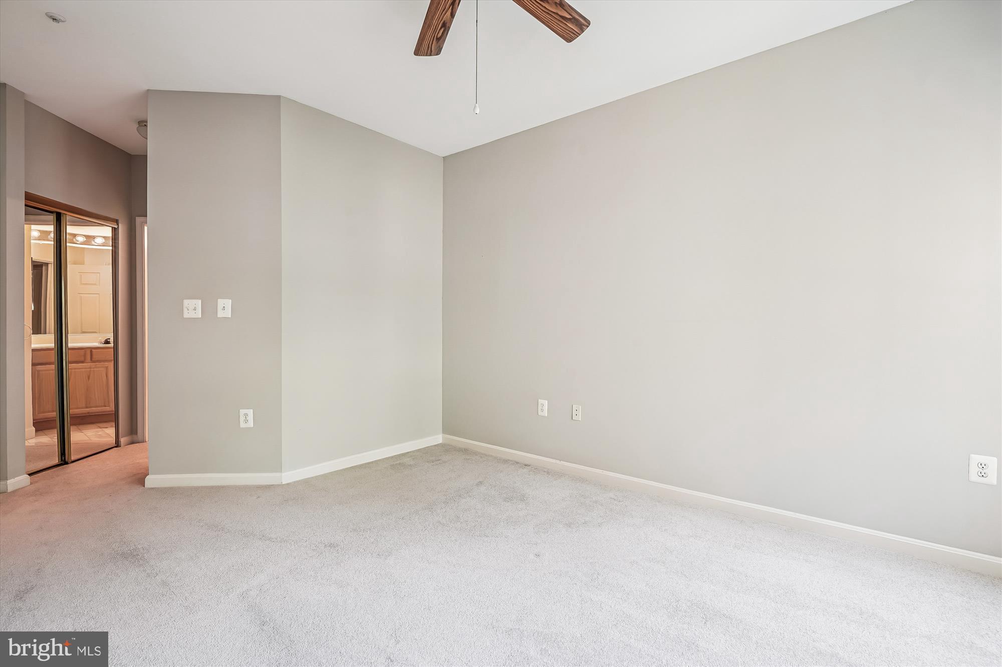 RANDOM HILLS - Residential