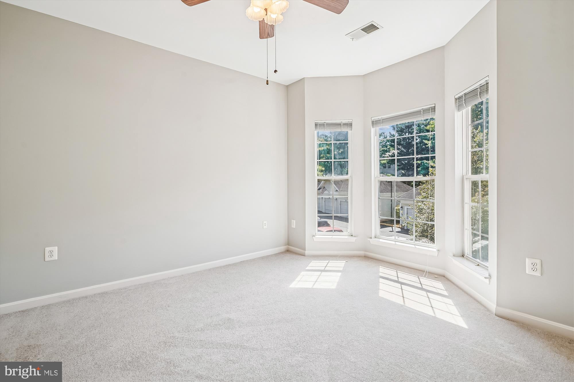 RANDOM HILLS - Residential