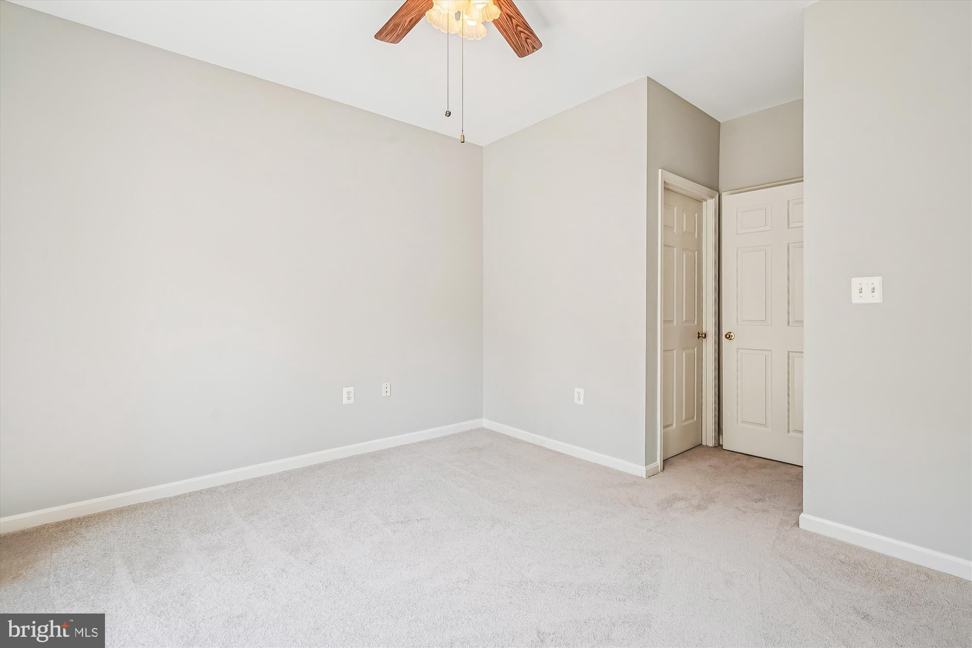 RANDOM HILLS - Residential