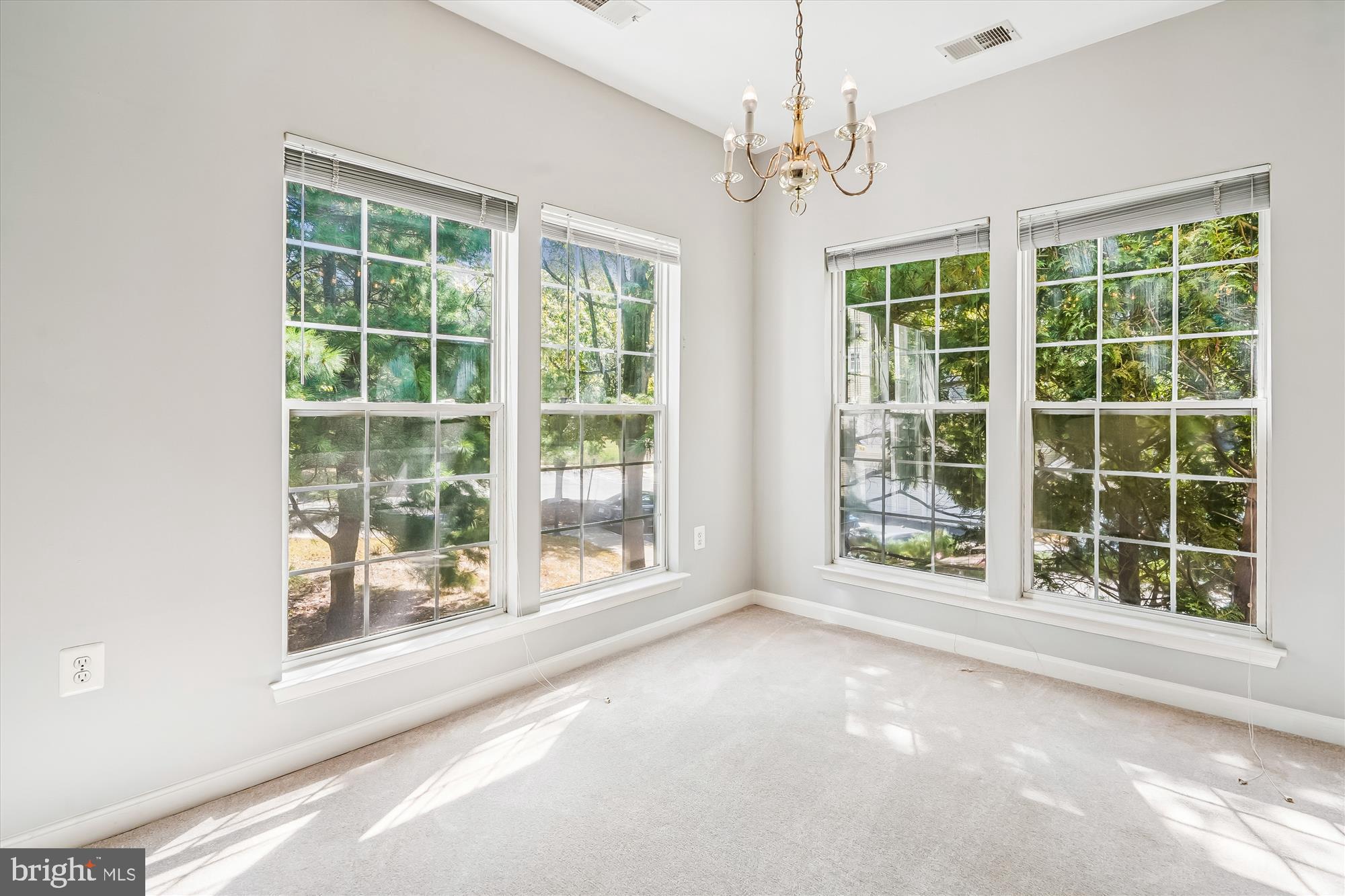 RANDOM HILLS - Residential