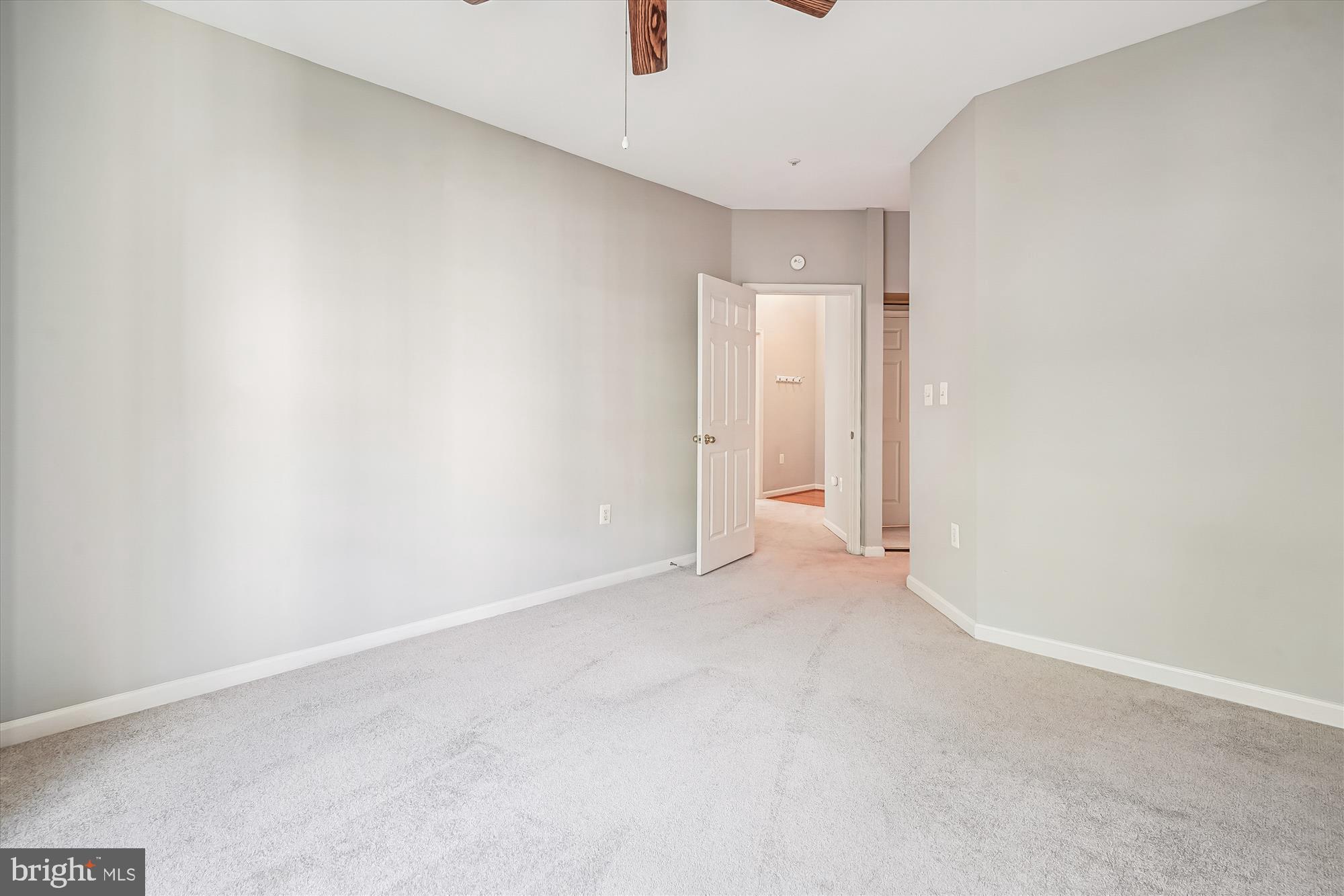 RANDOM HILLS - Residential