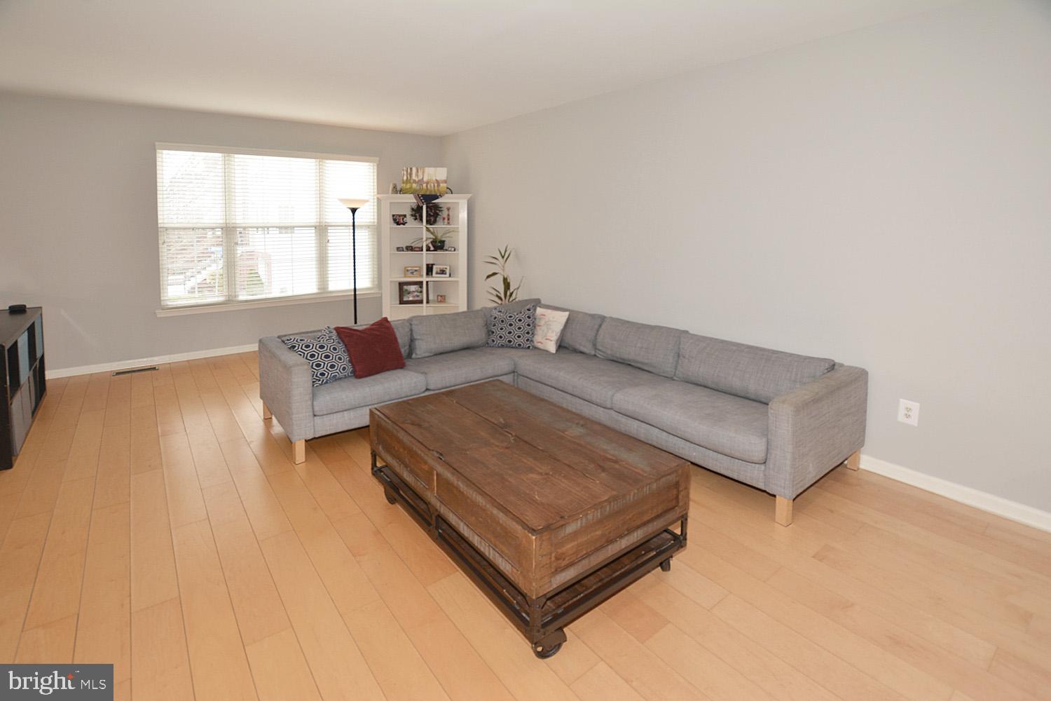 ISLAND CREEK - Residential