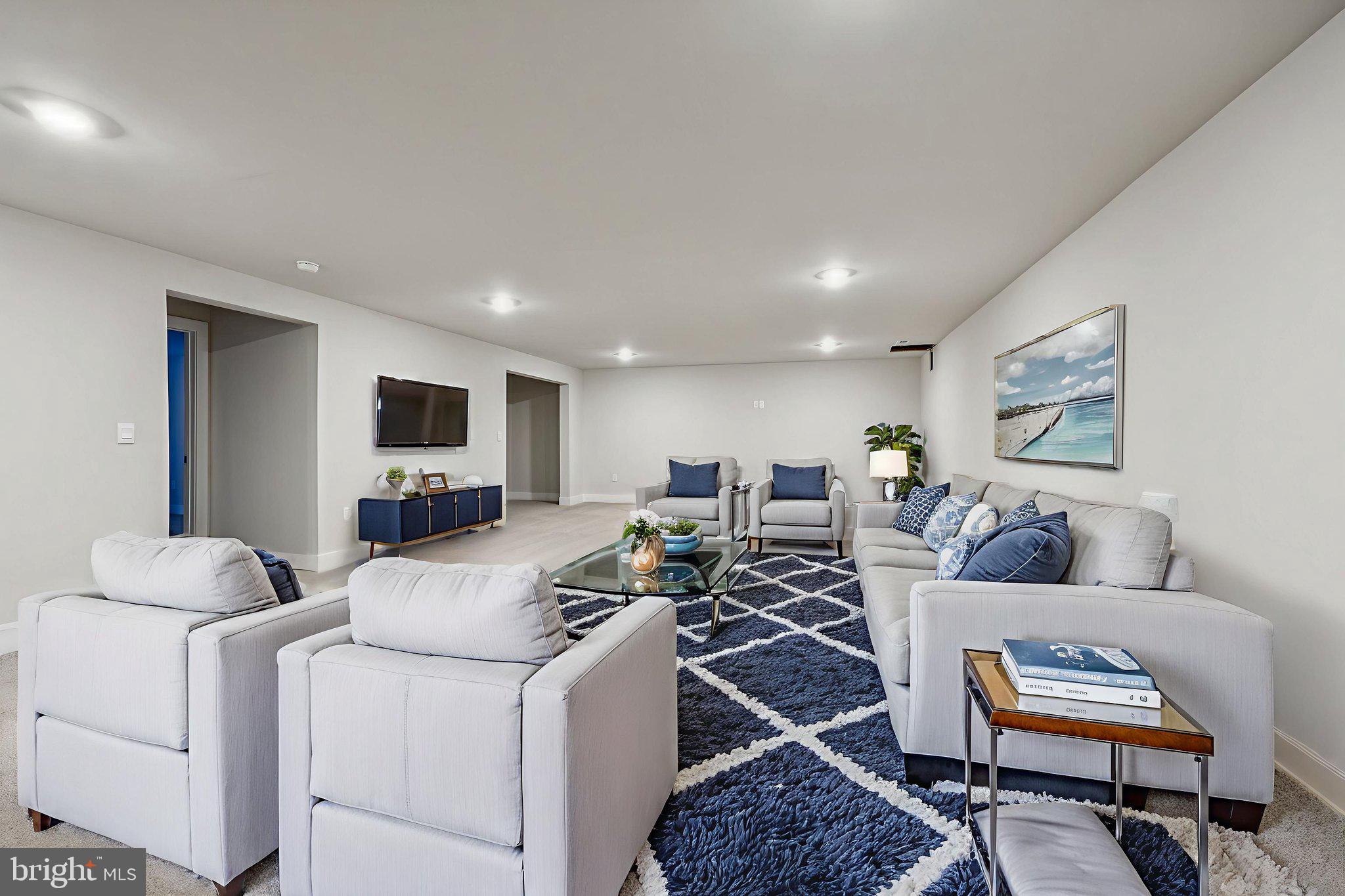 WILLOW RUN - Residential