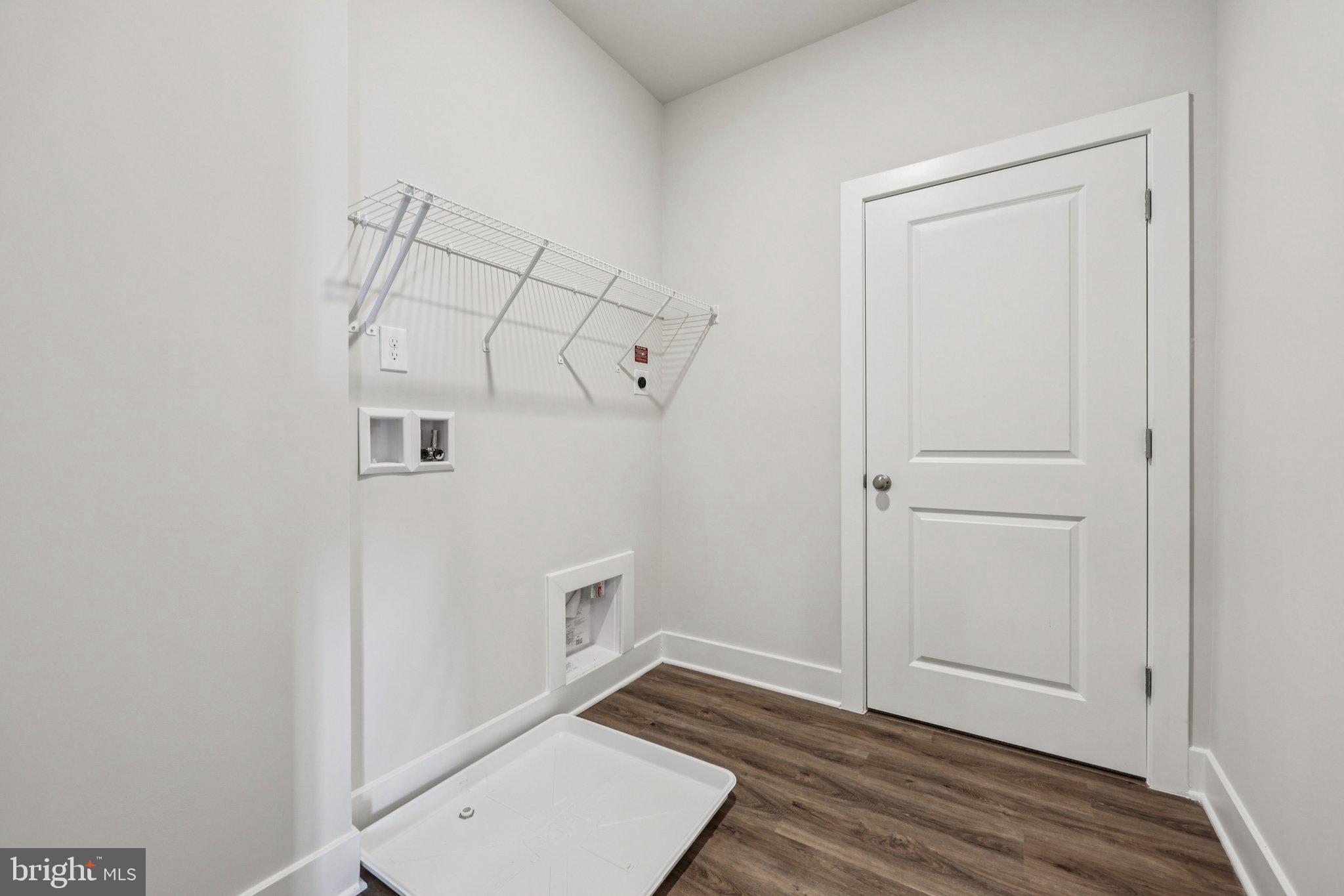 WILLOW RUN - Residential