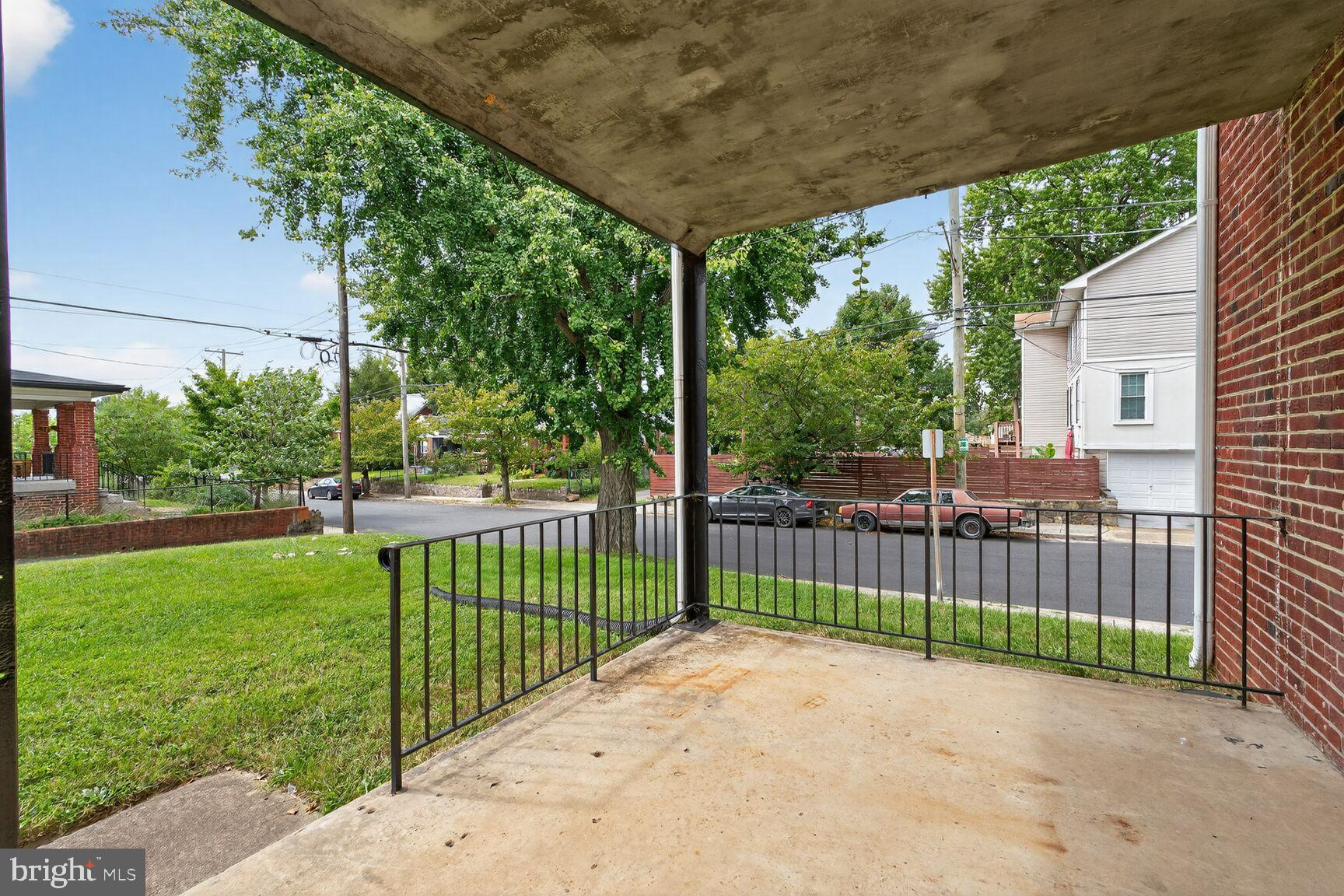 1101 SAVANNAH STREET SE