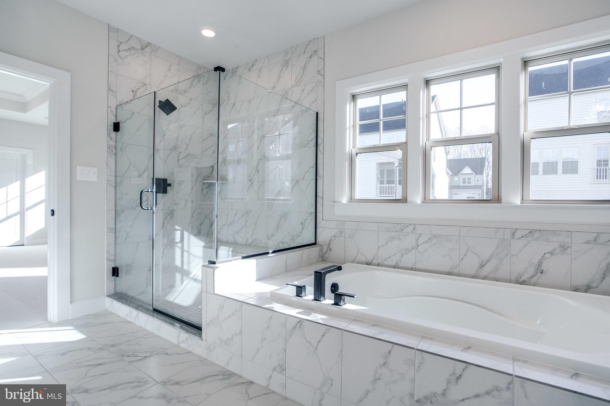 LAKE LINGANORE OAKDALE - Residential