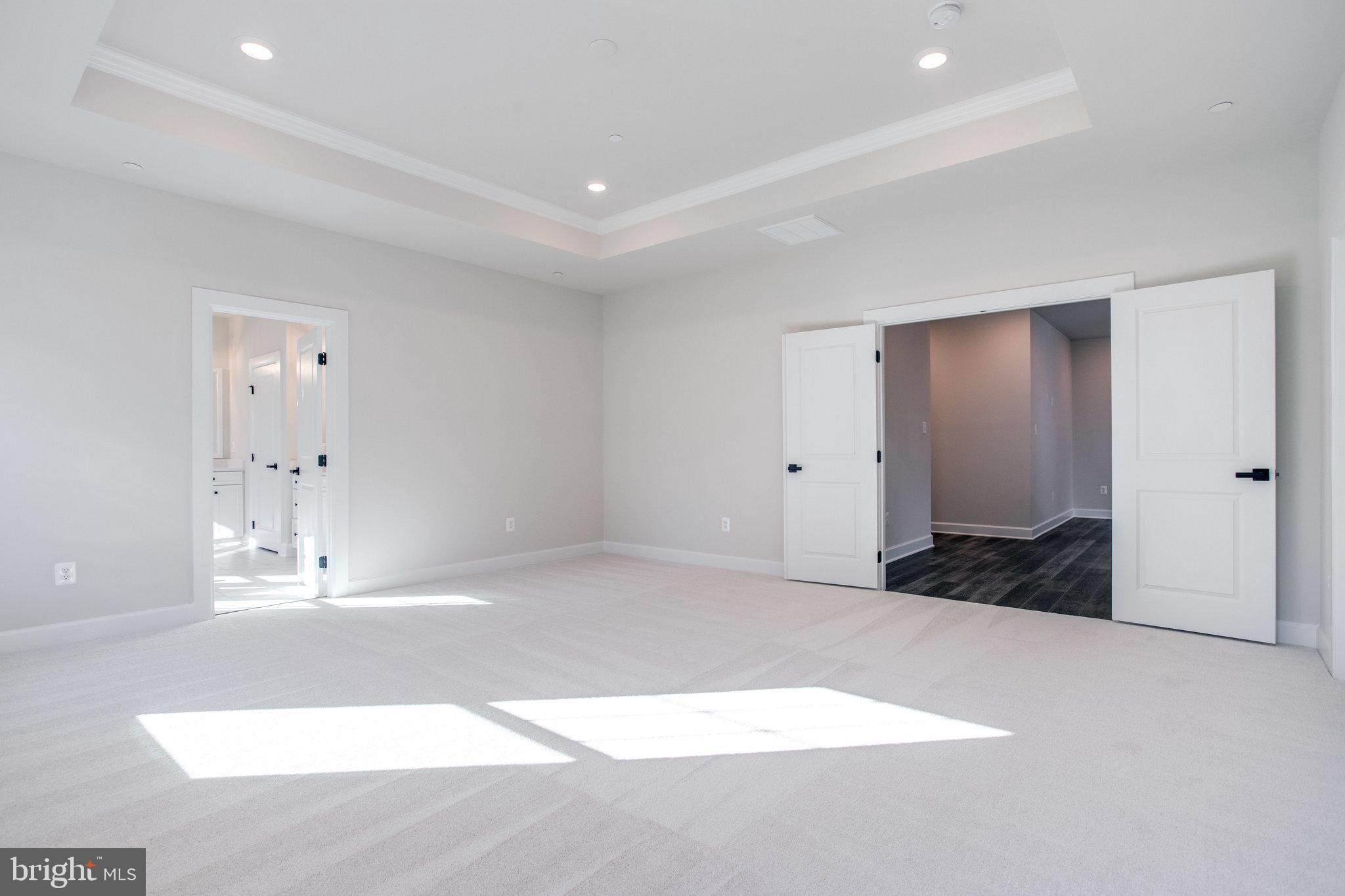 LAKE LINGANORE OAKDALE - Residential