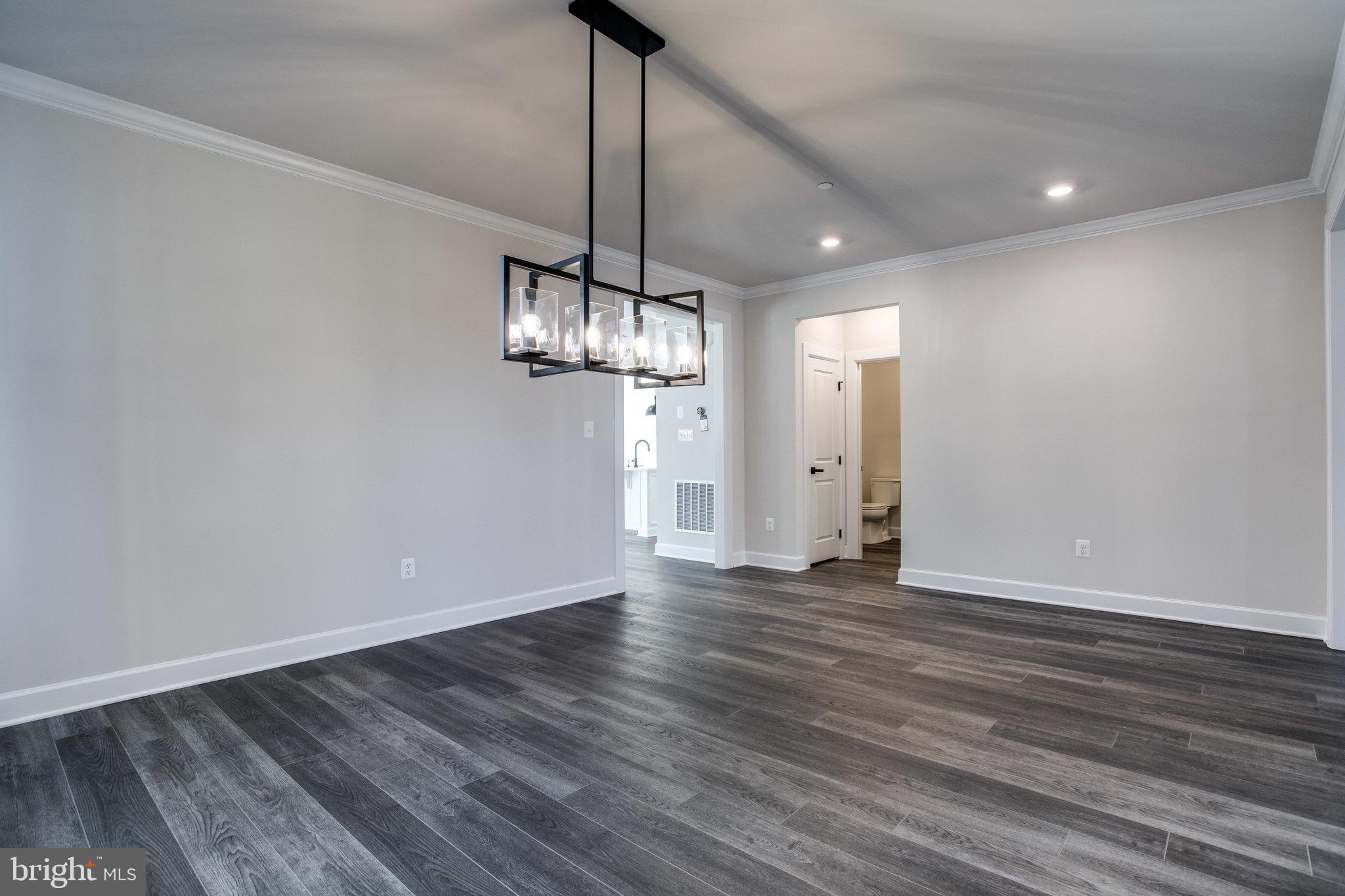 LAKE LINGANORE OAKDALE - Residential