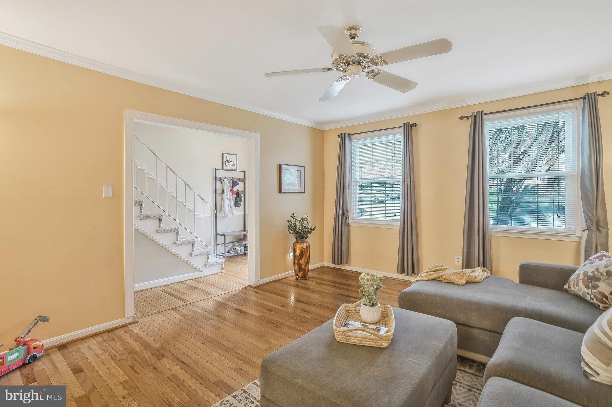 STRATHMEADE SQUARE - Residential