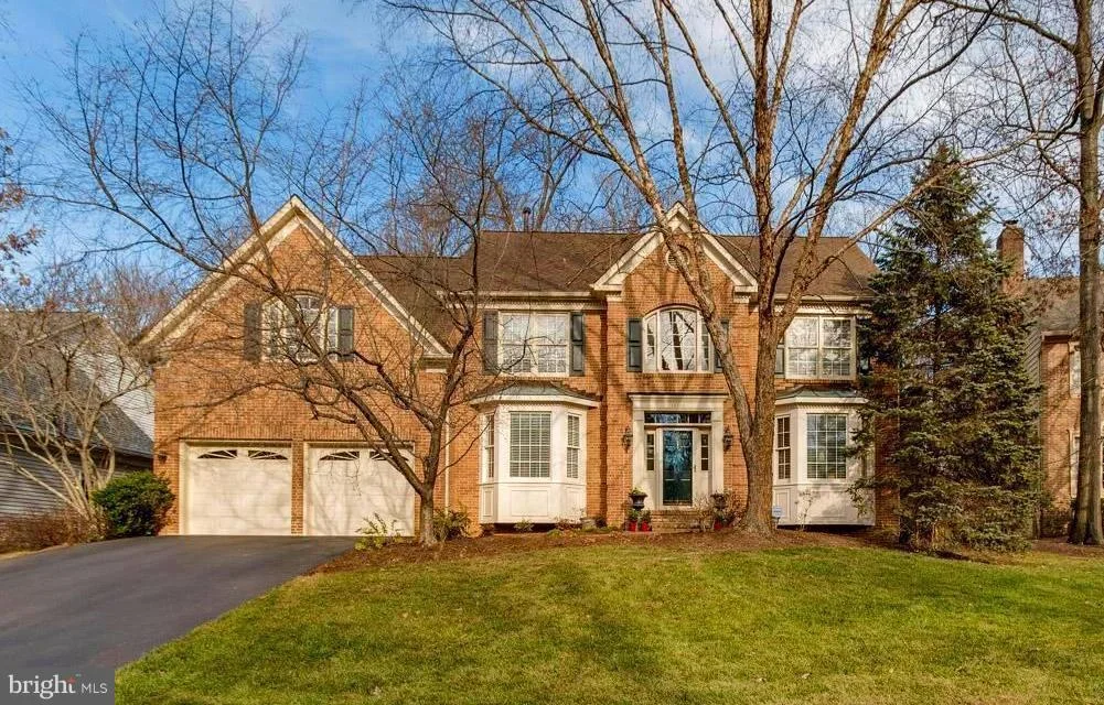 12712 Pond Crest Lane, Herndon, VA 20171