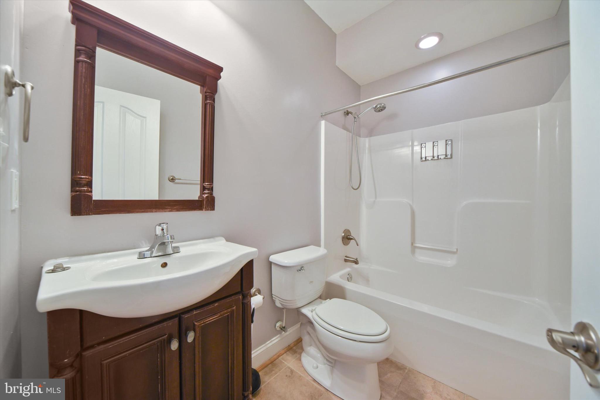 SALTPETER MANOR - Residential