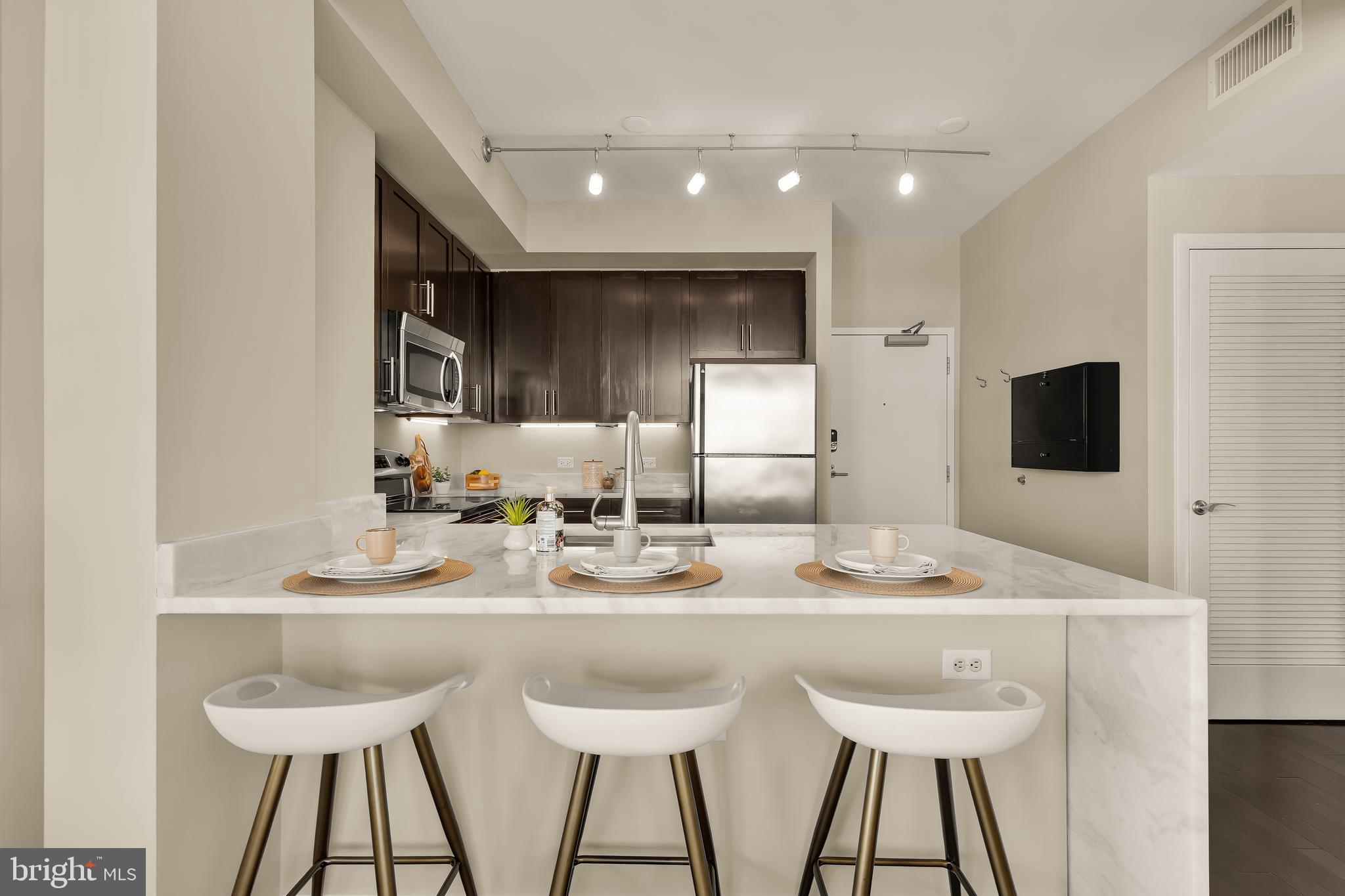 437 NEW YORK AVENUE NW 1001