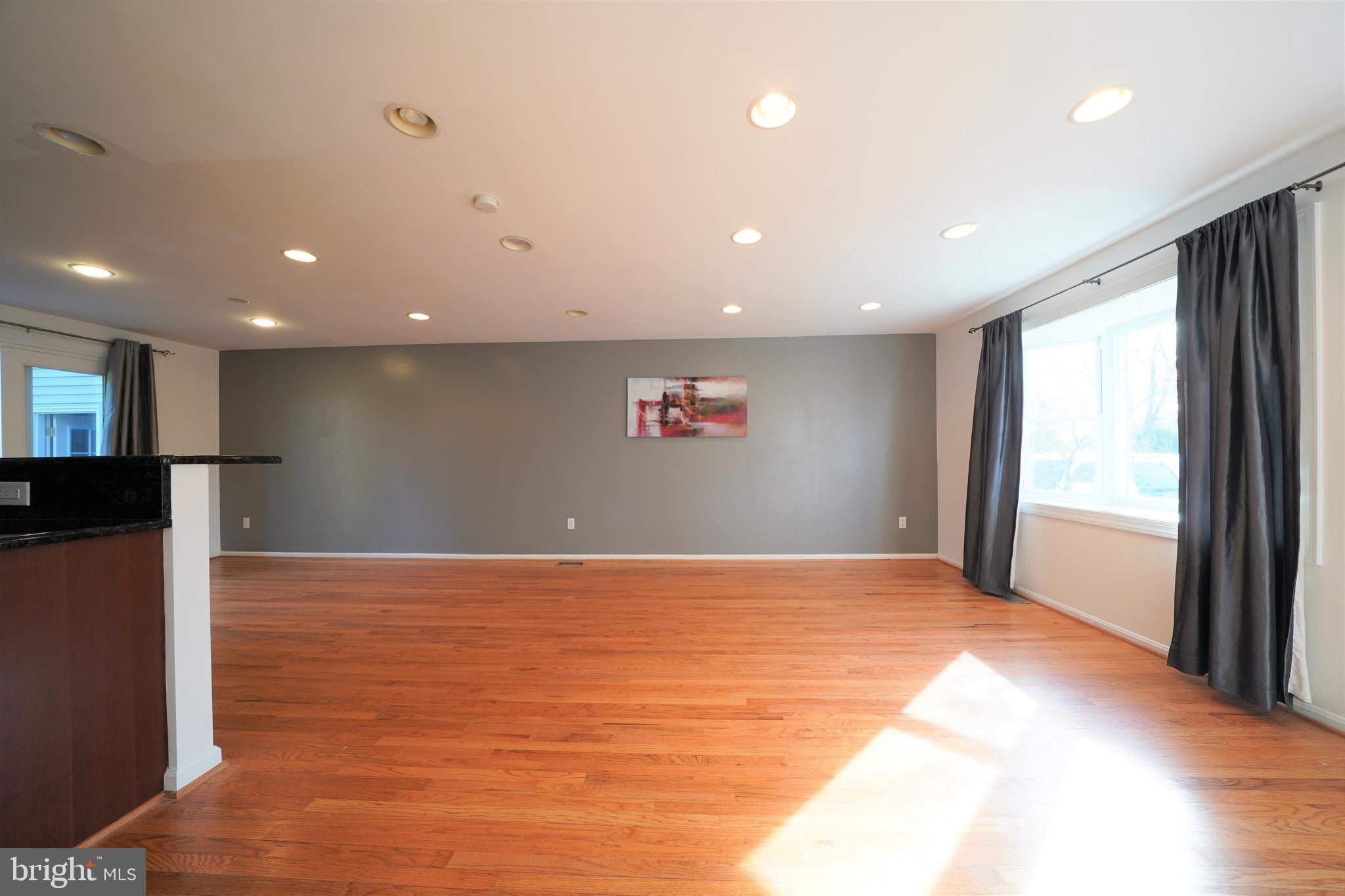 FOX MILL ESTATES - Residential Lease