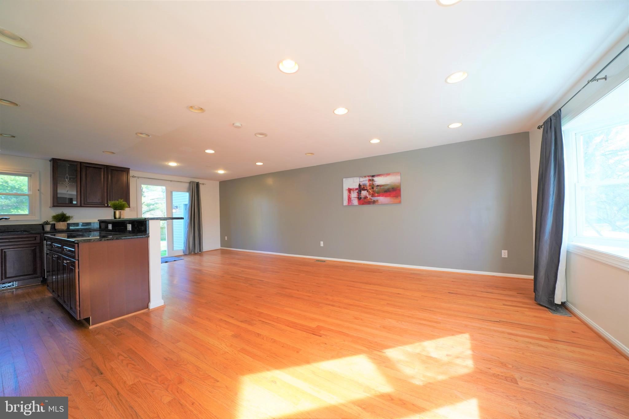 FOX MILL ESTATES - Residential Lease