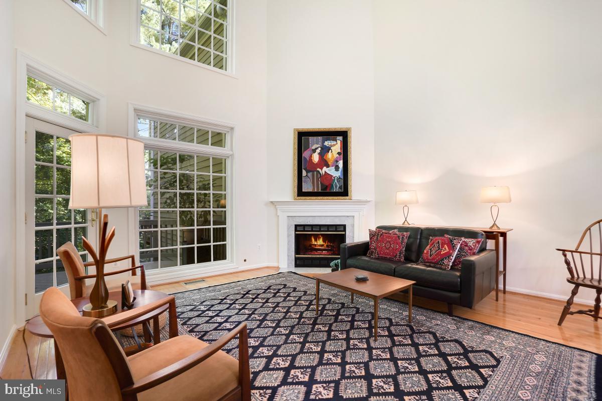 RESTON - Residential