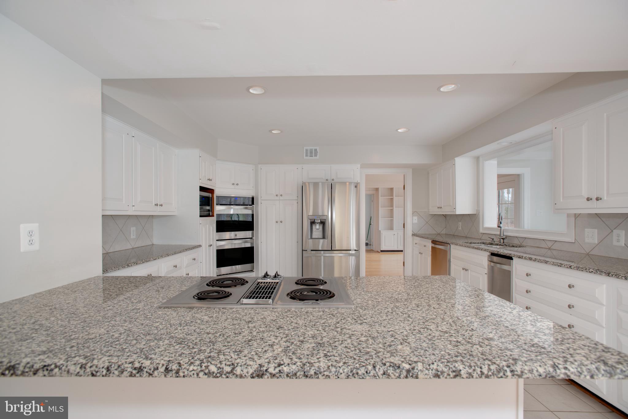 RIVER FALLS - Residential