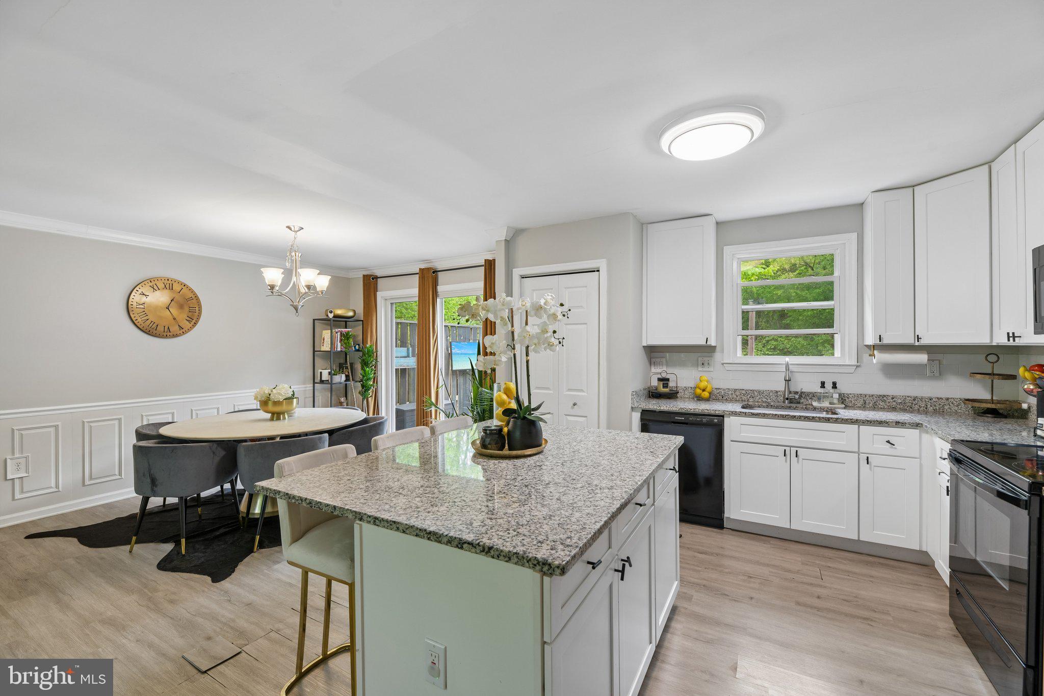 WHITE HALL PLAT 6 - Residential