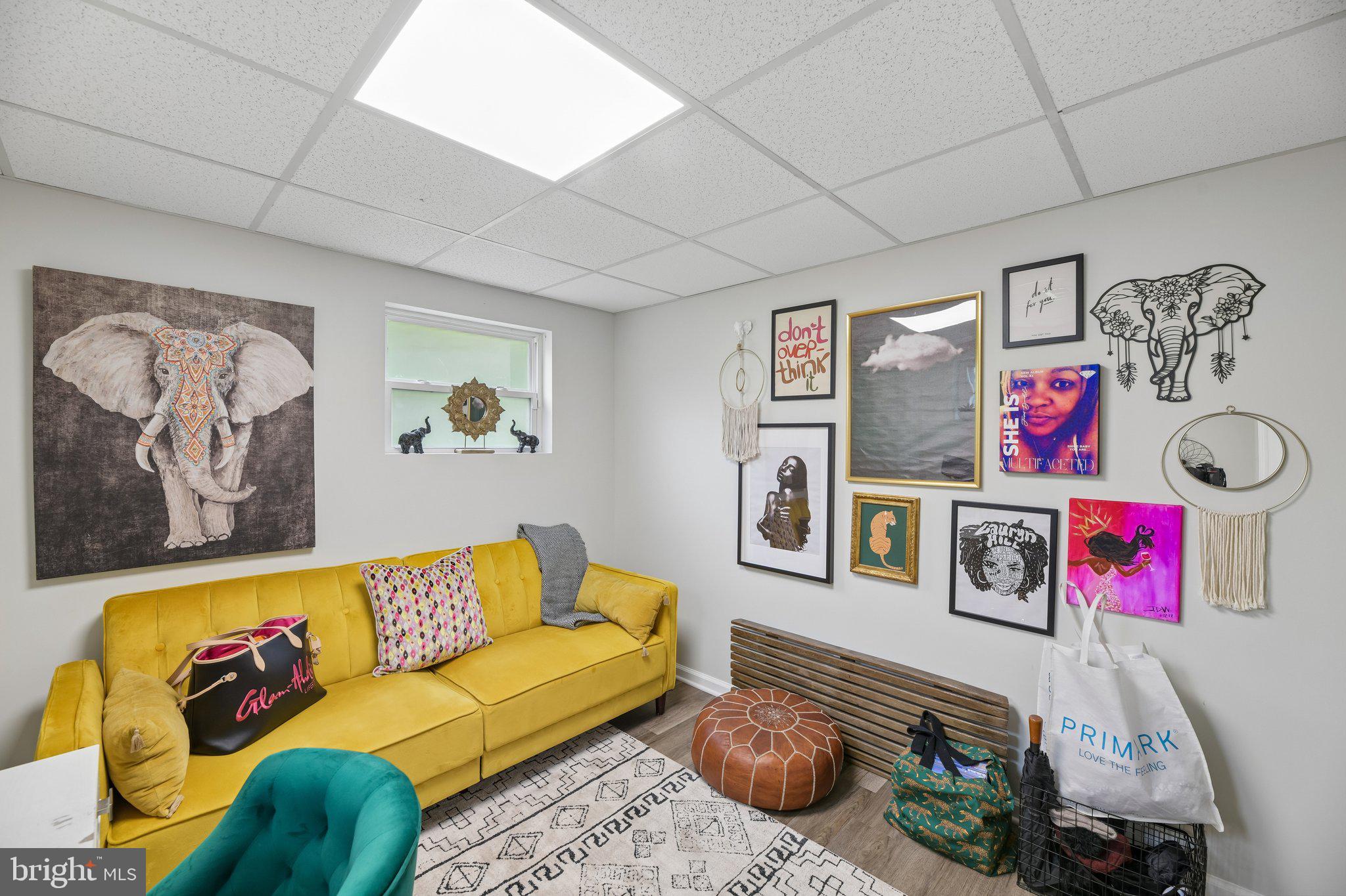 WHITE HALL PLAT 6 - Residential